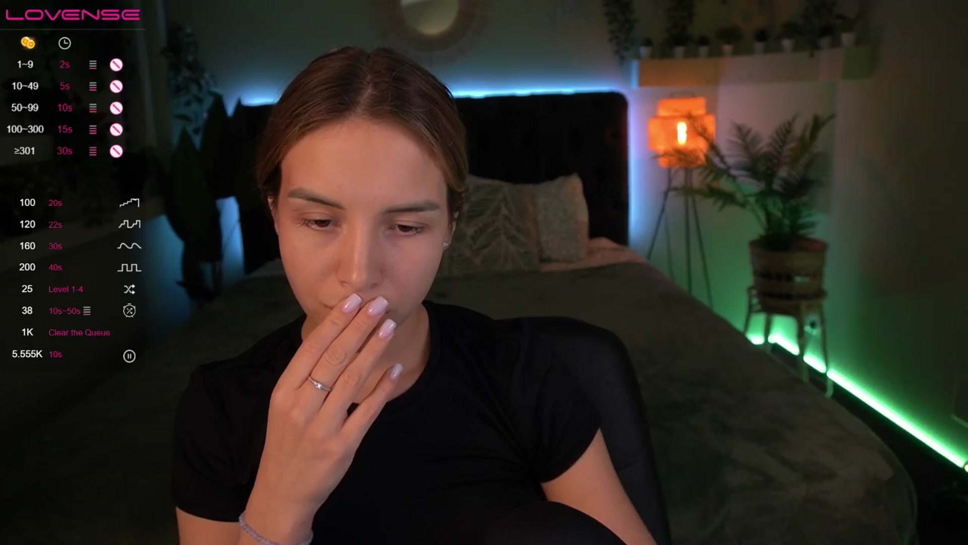 Gallery image thumbnail from Tilli's myfreecams stream on, 04/04/2024, 09:05 image 18 of 20