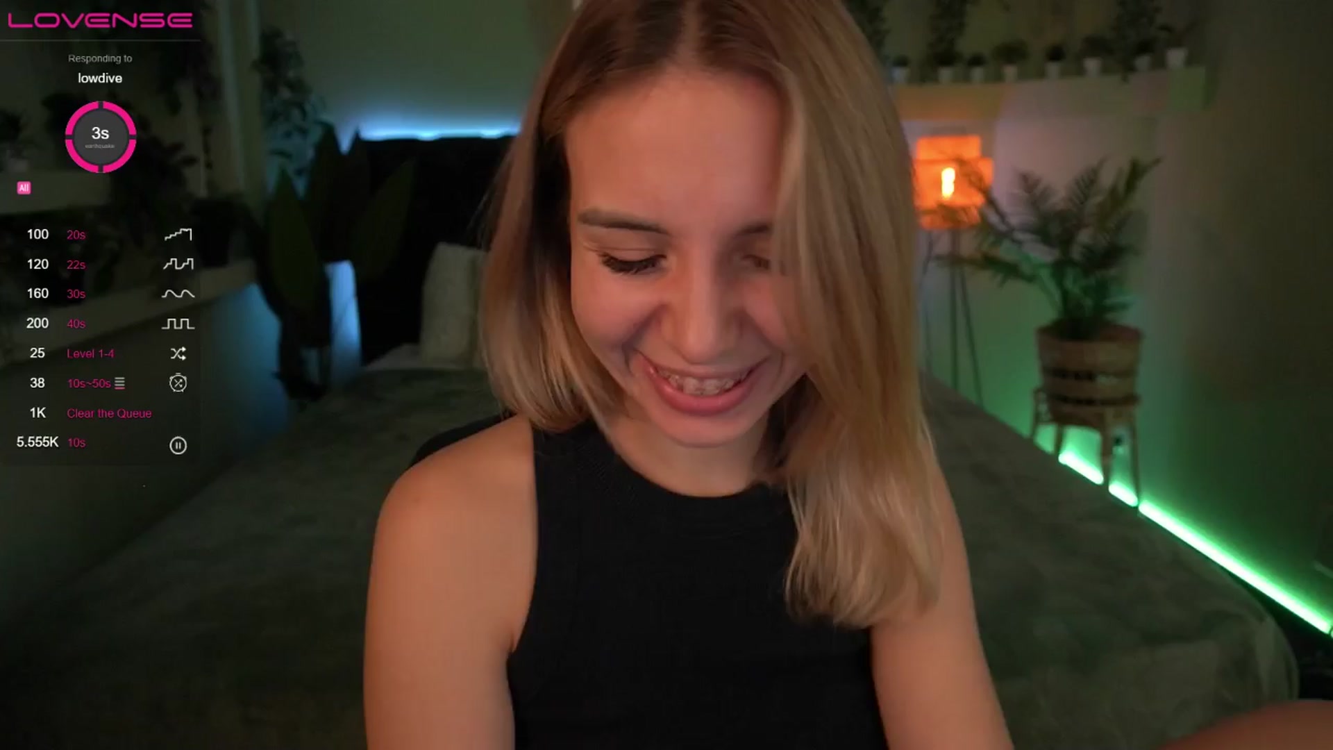 Gallery image thumbnail from Tilli's myfreecams stream on, 04/08/2024, 08:53 image 12 of 20