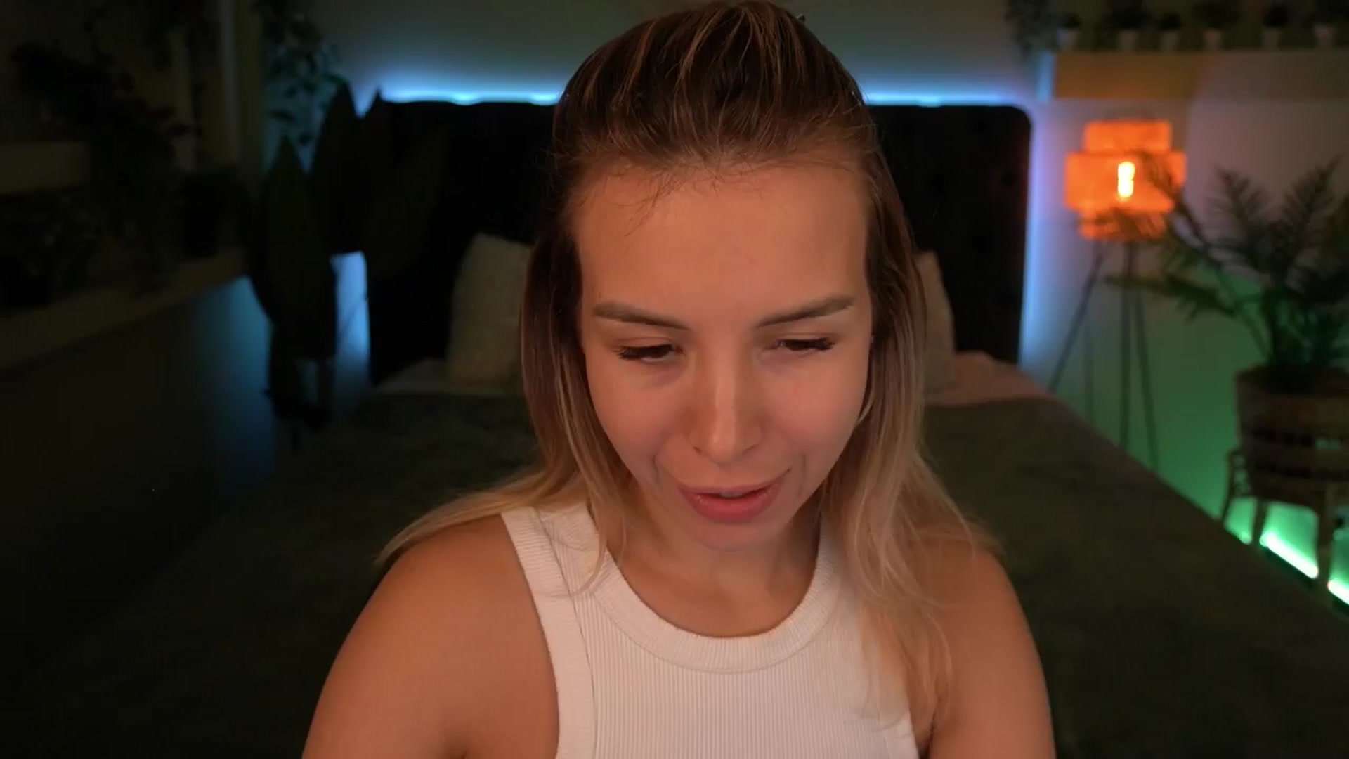 Gallery image thumbnail from Tilli's myfreecams stream on, 04/09/2024, 08:59 image 9 of 20