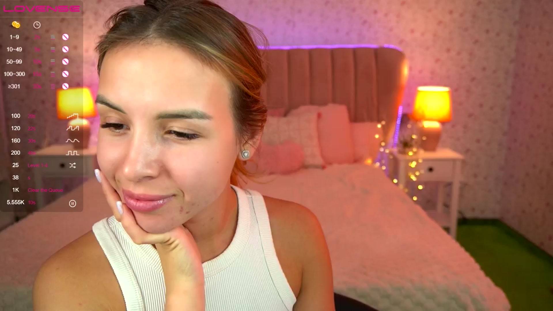 Gallery image thumbnail from Tilli's myfreecams stream on, 04/10/2024, 09:59 image 4 of 20