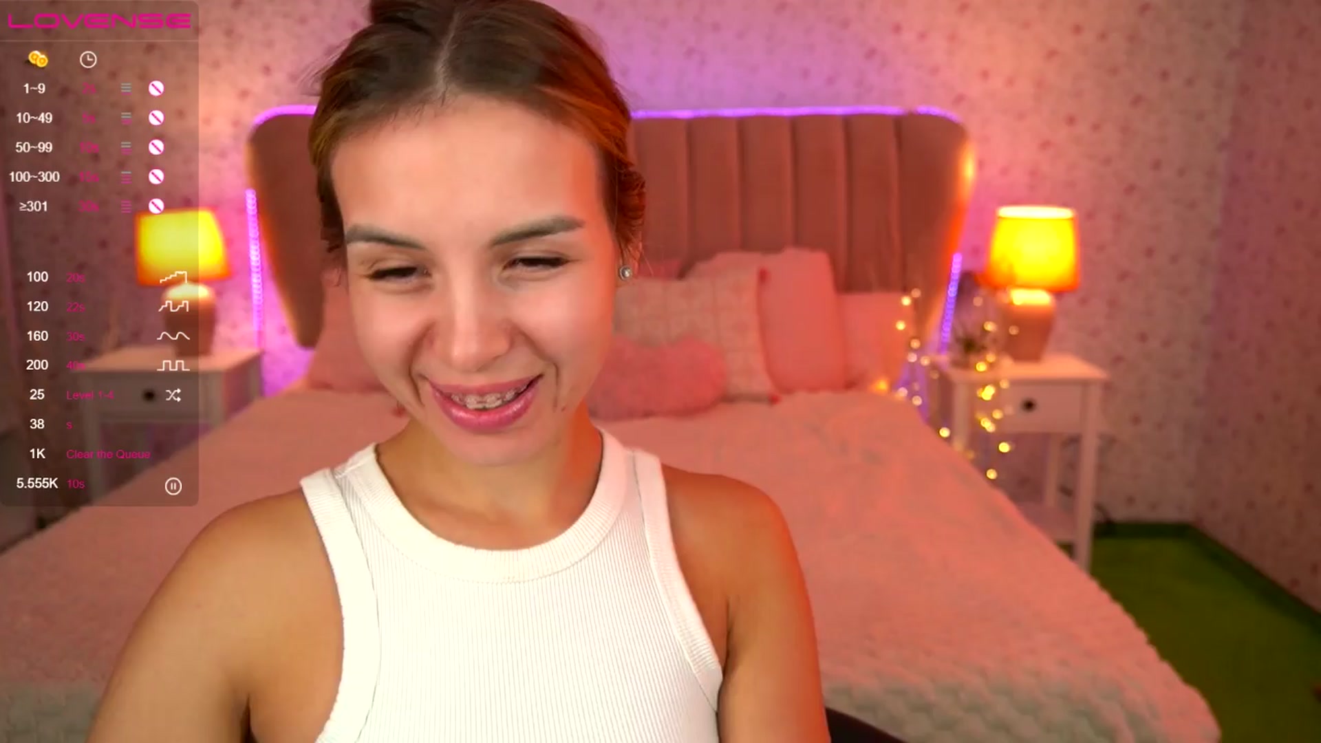 Gallery image thumbnail from Tilli's myfreecams stream on, 04/10/2024, 09:59 image 9 of 20