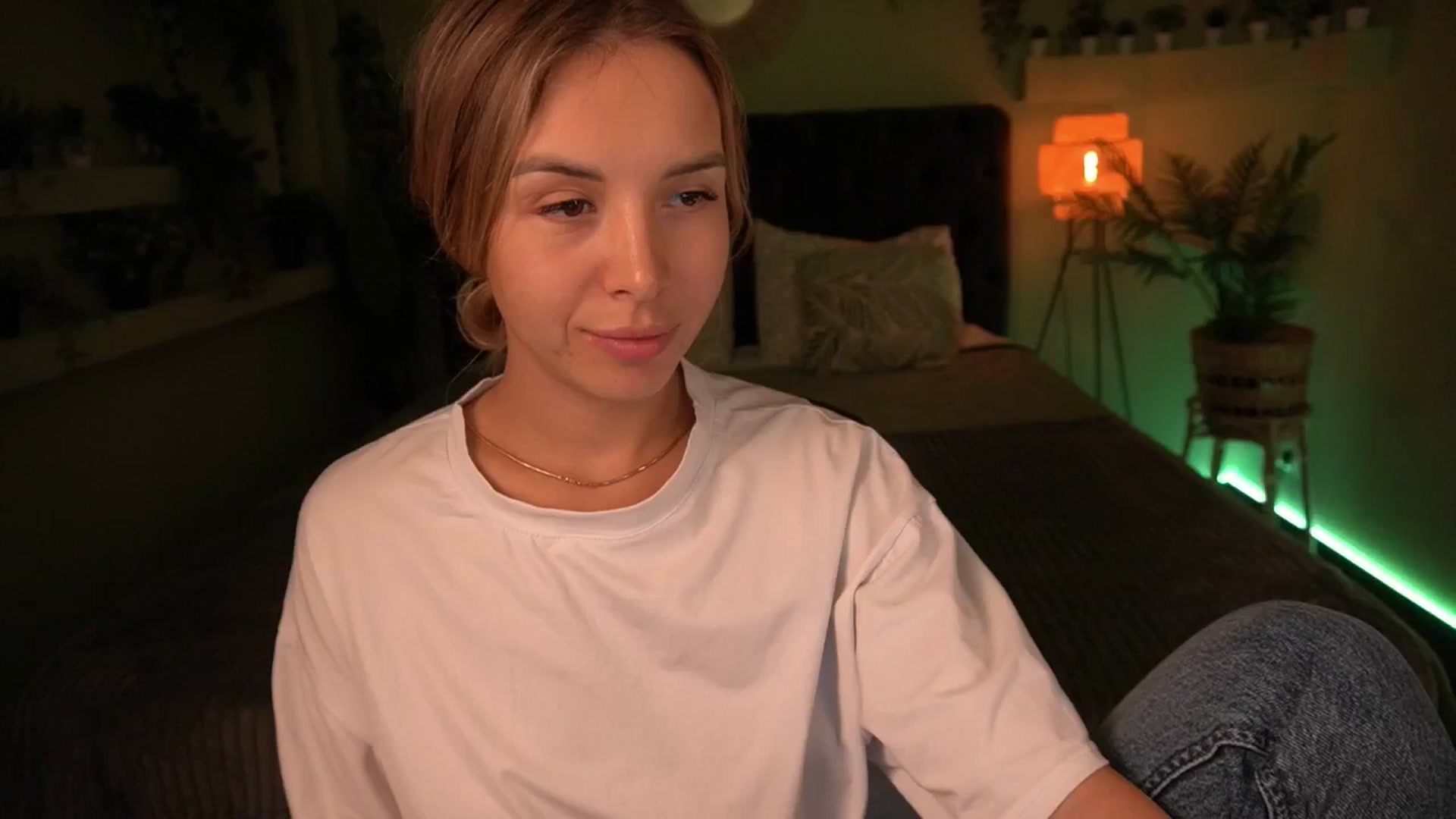 Gallery image thumbnail from Tilli's myfreecams stream on, 04/18/2024, 08:57 image 20 of 20