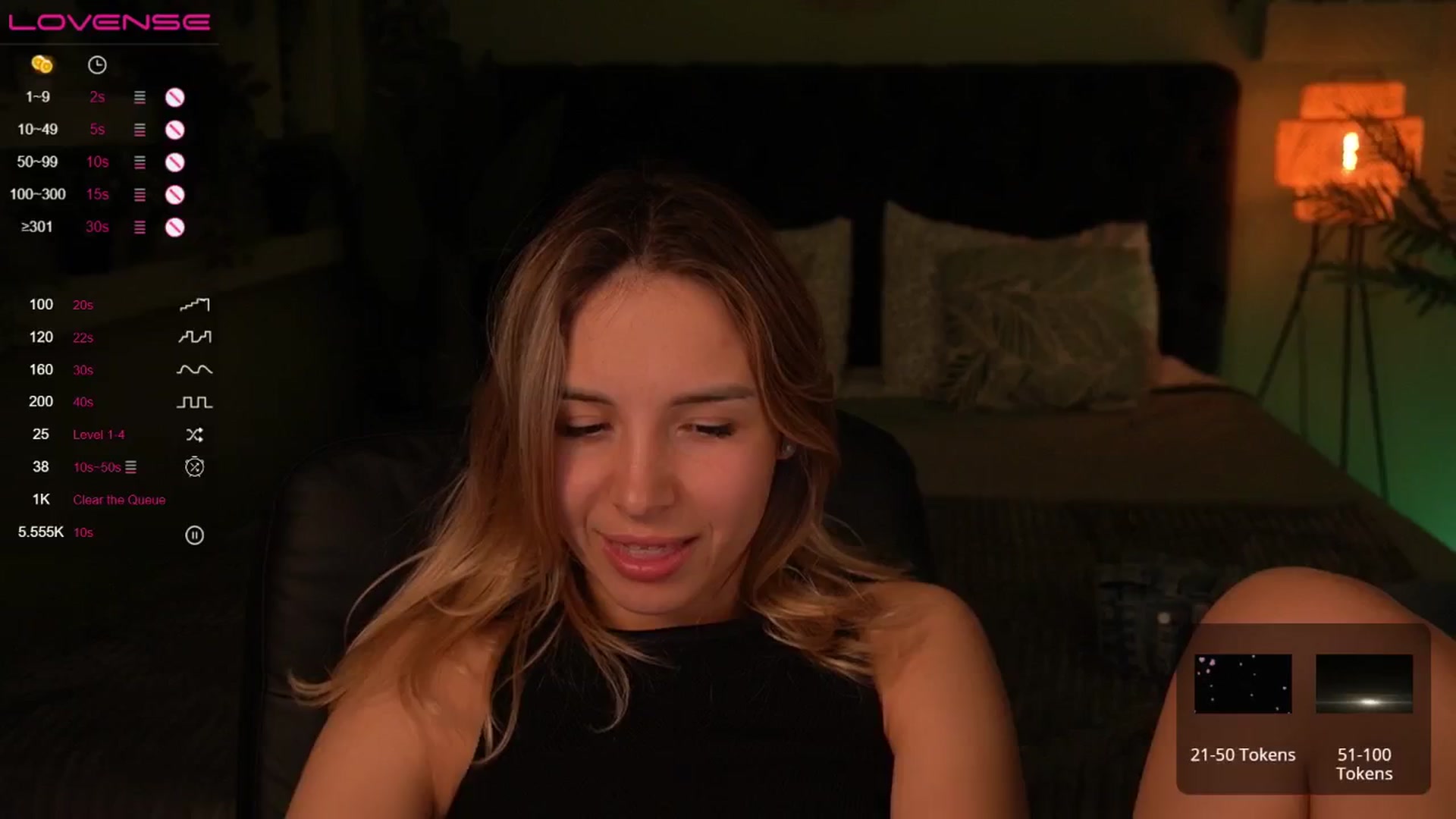 Gallery image thumbnail from Tilli's myfreecams stream on, 04/18/2024, 13:00 image 14 of 20