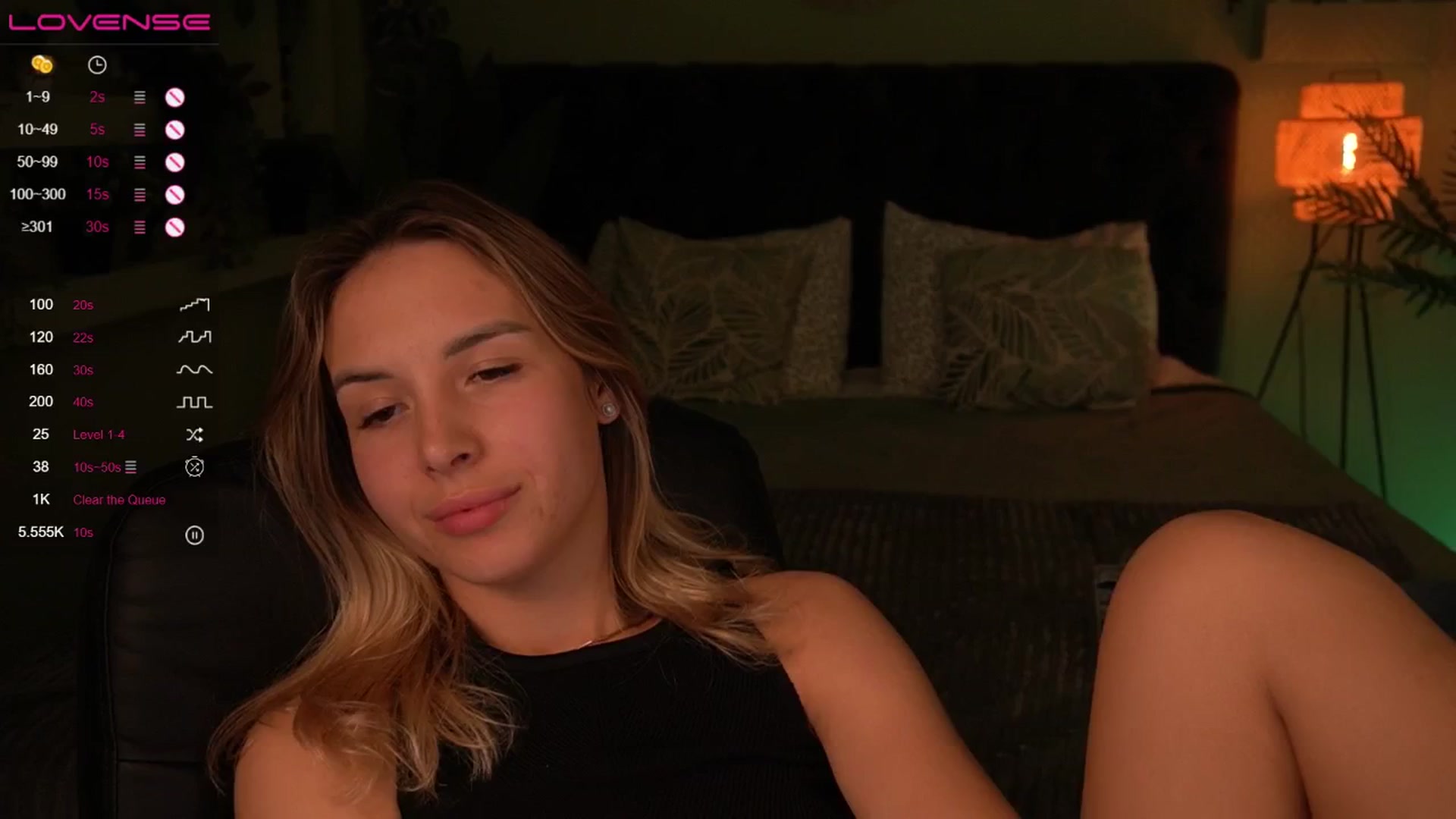 Gallery image thumbnail from Tilli's myfreecams stream on, 04/18/2024, 13:00 image 18 of 20