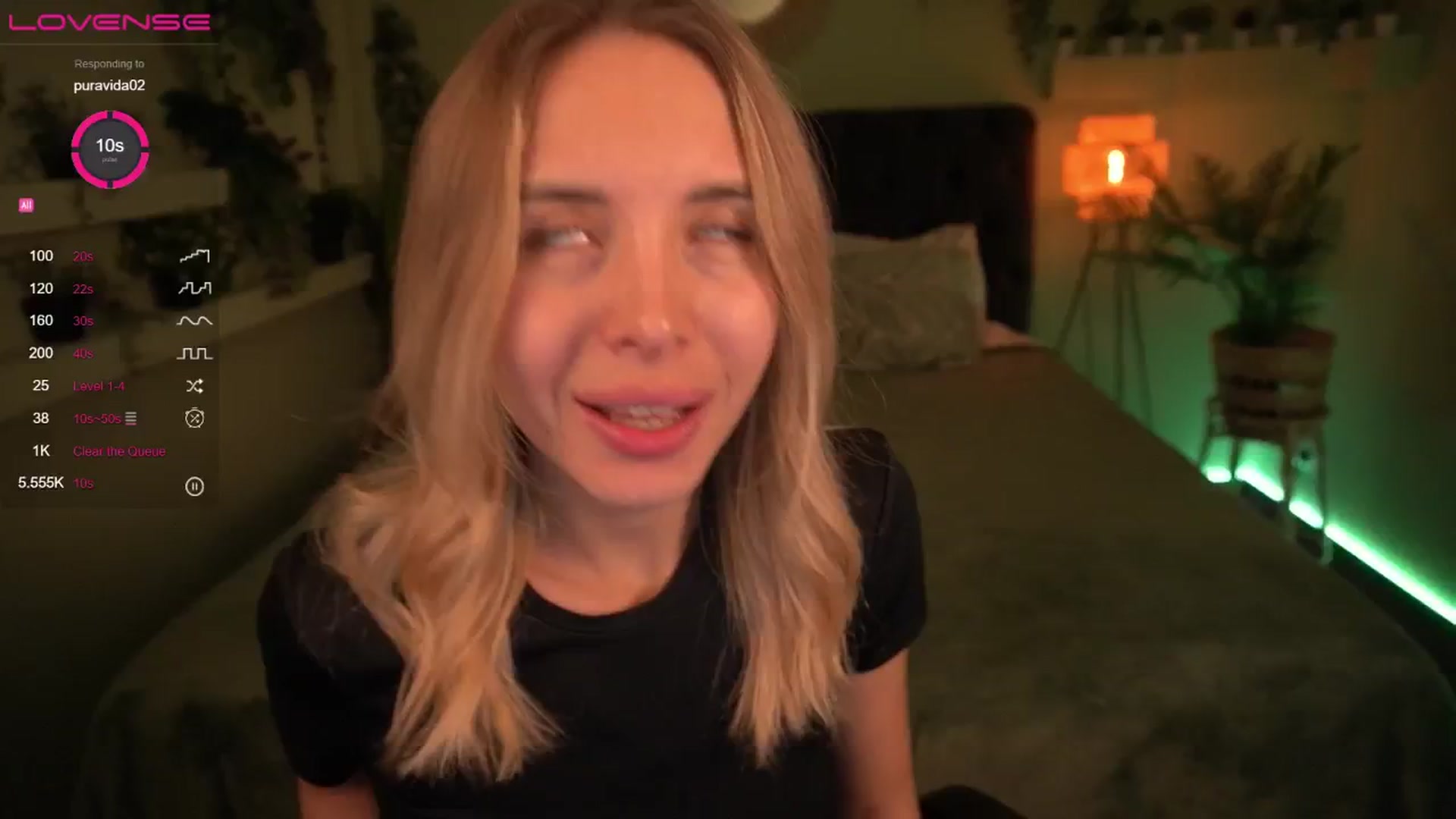 Gallery image thumbnail from Tilli's myfreecams stream on, 04/22/2024, 08:38 image 2 of 20