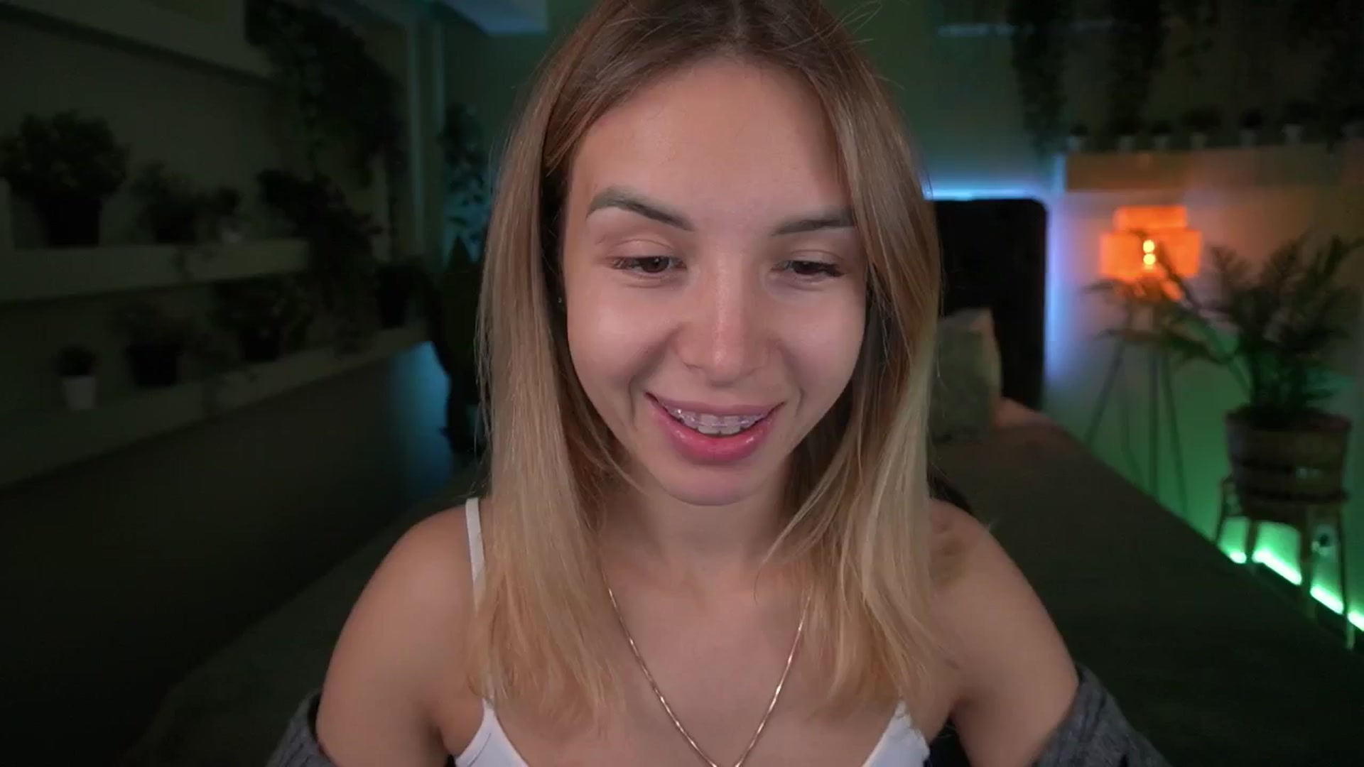 Gallery image thumbnail from Tilli's myfreecams stream on, 04/29/2024, 06:39 image 5 of 20