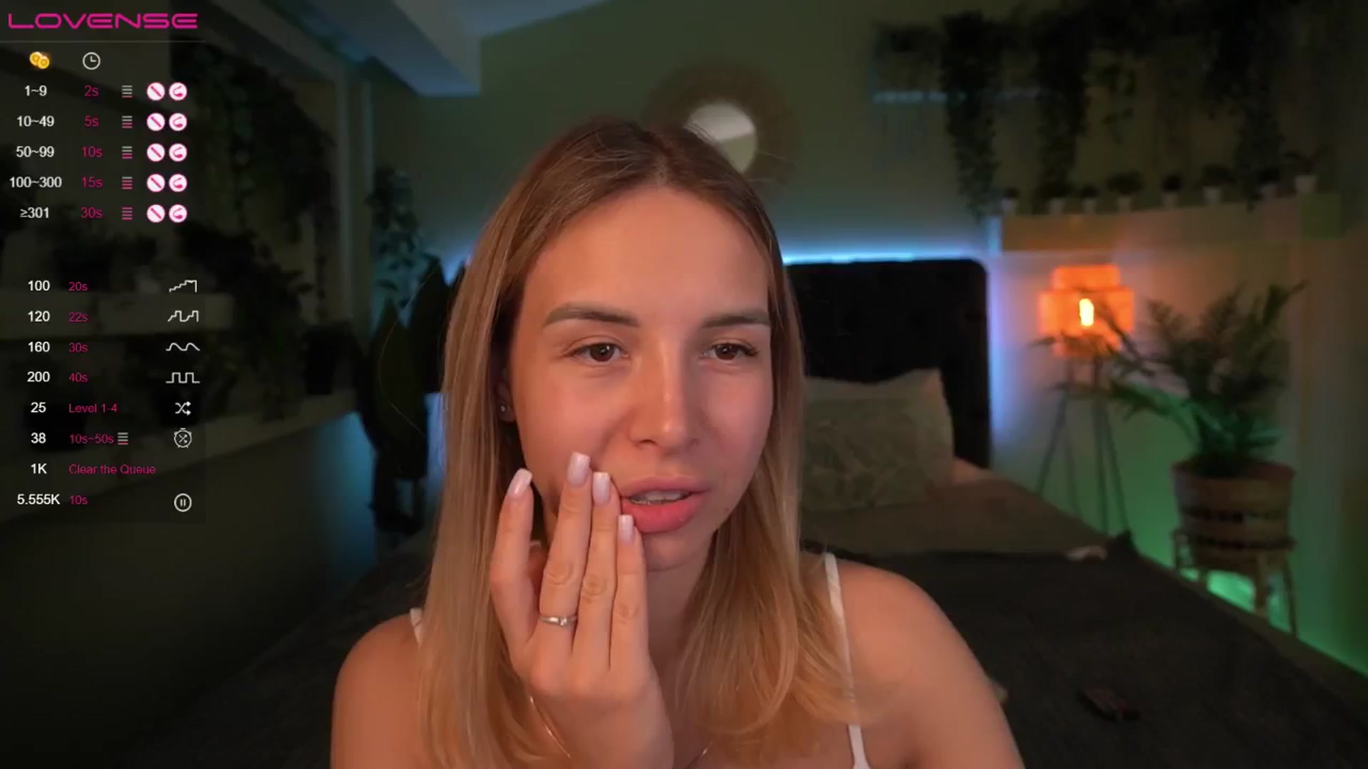 Gallery image thumbnail from Tilli's myfreecams stream on, 04/29/2024, 10:19 image 12 of 20