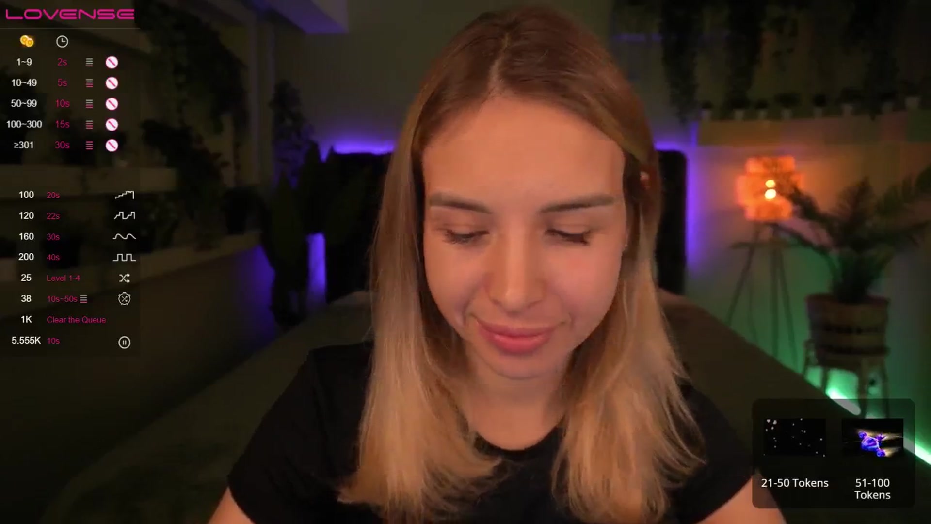 Gallery image thumbnail from Tilli's myfreecams stream on, 05/01/2024, 07:48 image 12 of 20