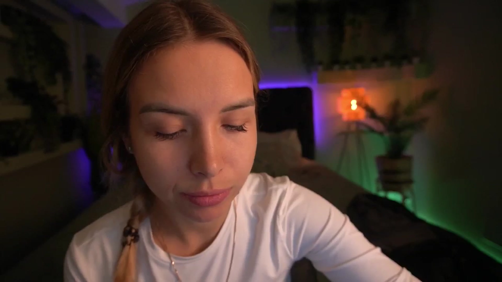 Gallery image thumbnail from Tilli's myfreecams stream on, 05/02/2024, 06:06 image 9 of 20