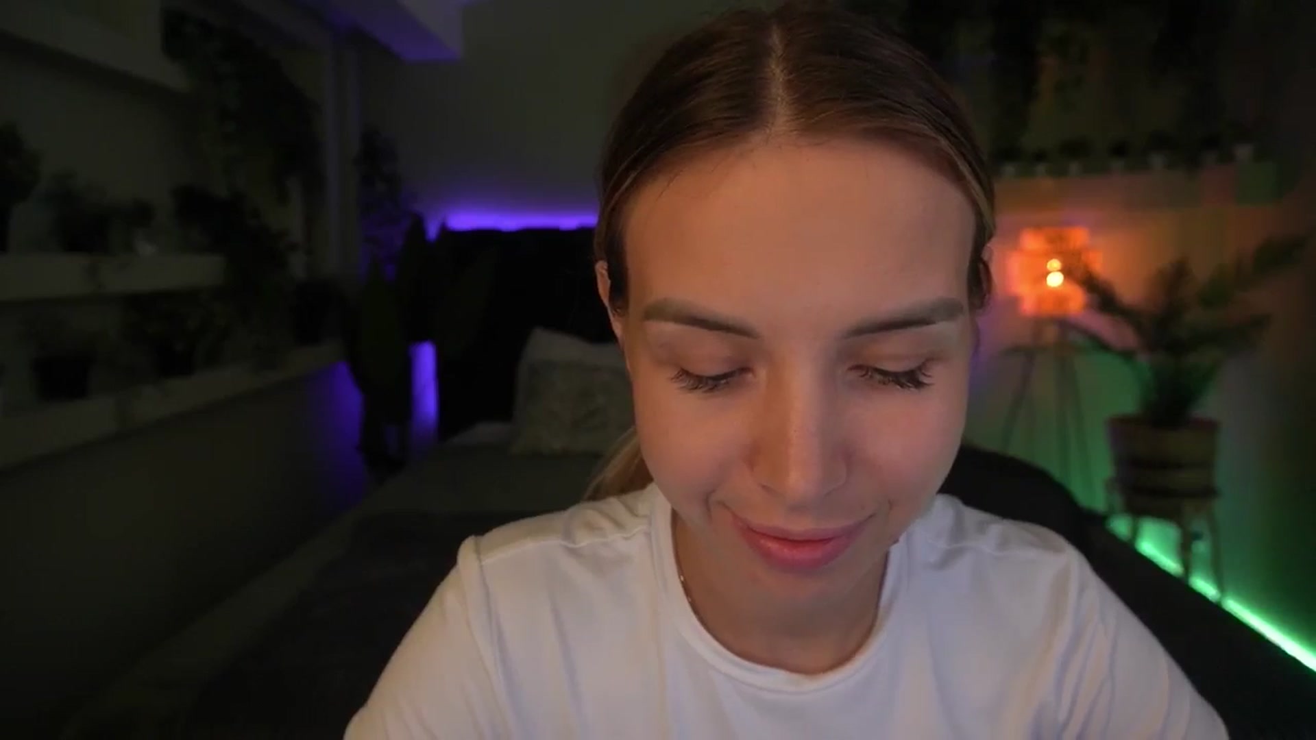 Gallery image thumbnail from Tilli's myfreecams stream on, 05/02/2024, 11:53 image 2 of 20
