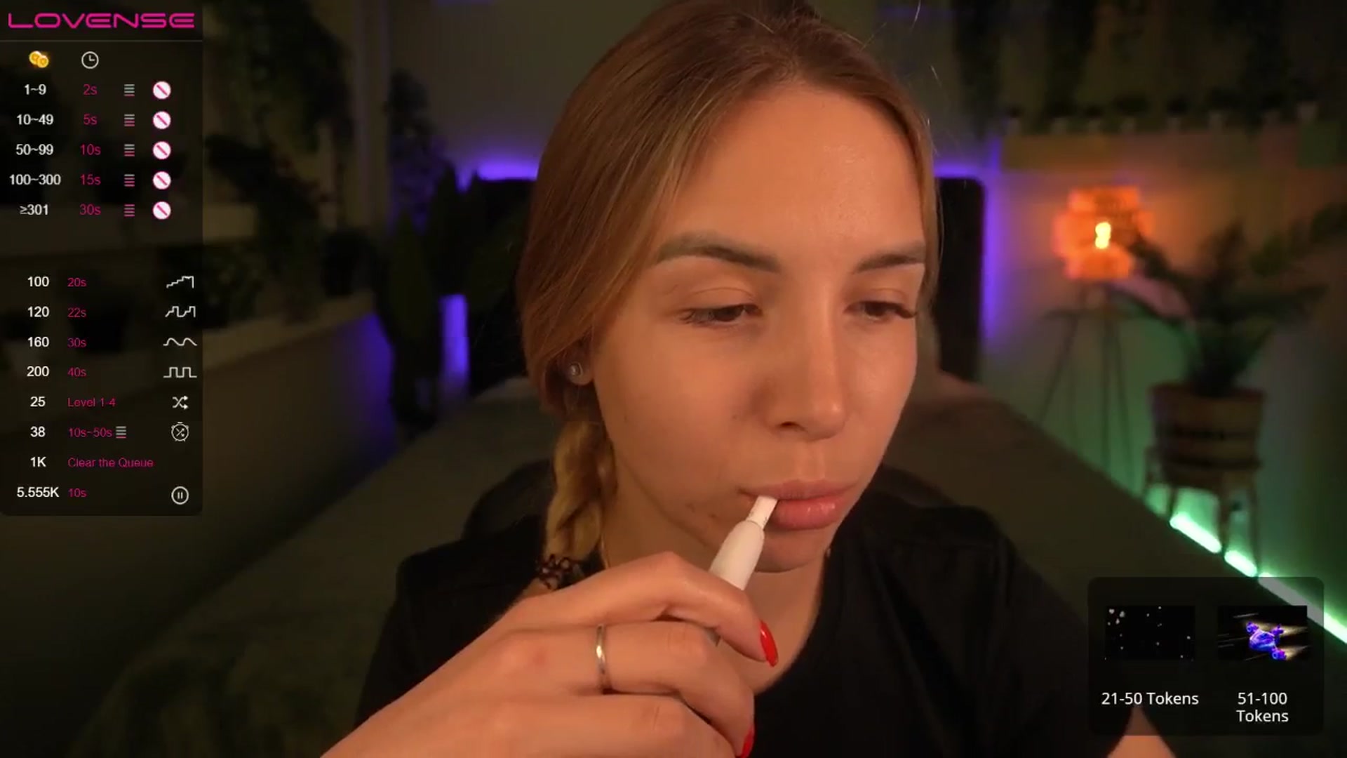 Gallery image thumbnail from Tilli's myfreecams stream on, 05/03/2024, 06:21 image 12 of 20