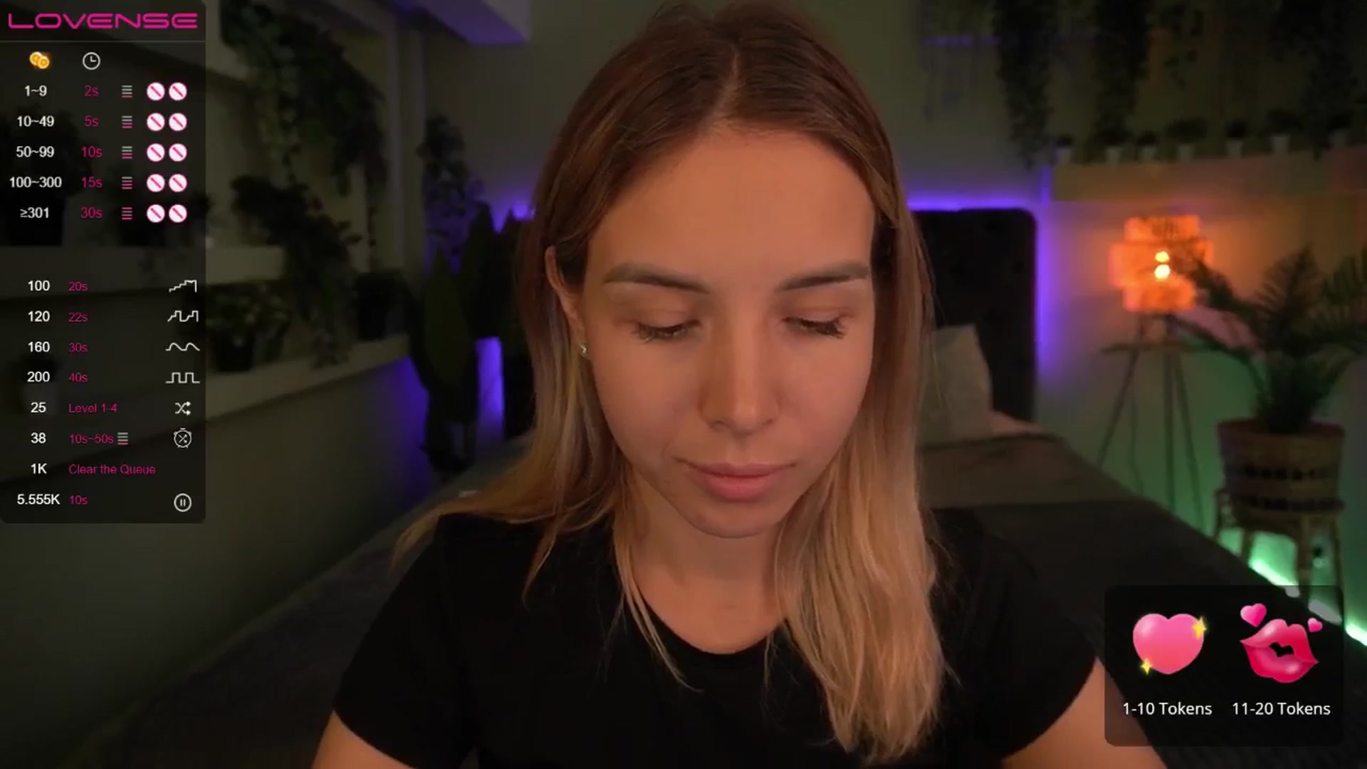 Gallery image thumbnail from Tilli's myfreecams stream on, 05/04/2024, 09:29 image 8 of 20