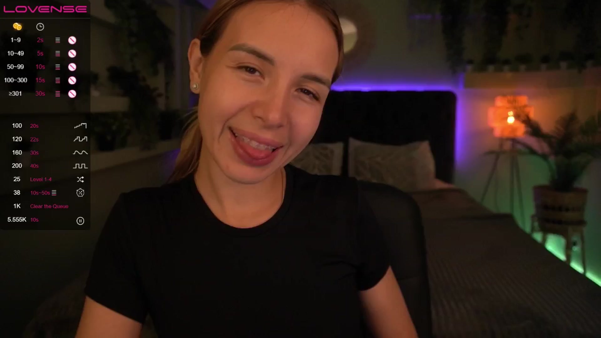 Gallery image thumbnail from Tilli's myfreecams stream on, 05/04/2024, 12:56 image 18 of 20