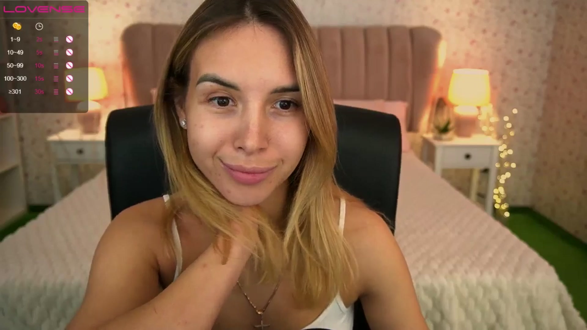 Gallery image thumbnail from Tilli's myfreecams stream on, 05/11/2024, 08:29 image 13 of 20