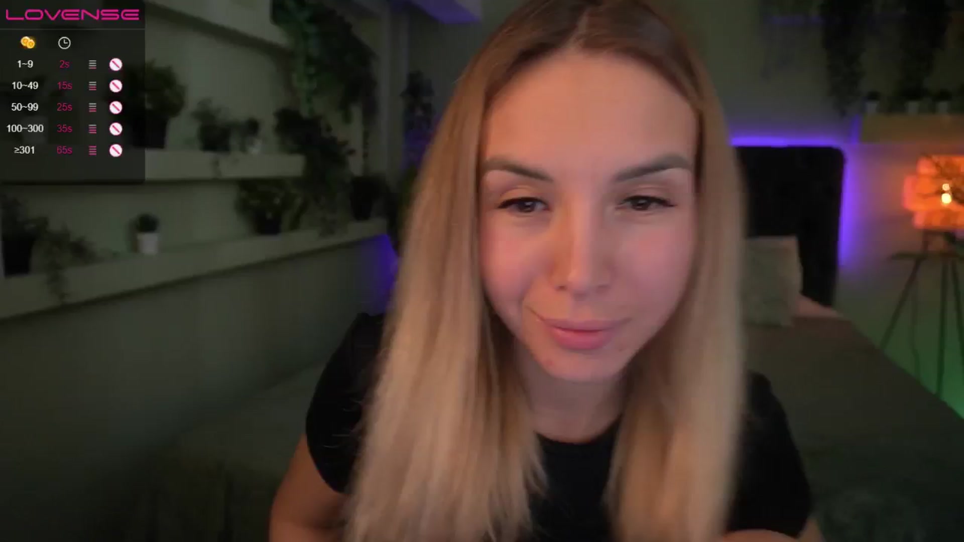 Gallery image thumbnail from Tilli's myfreecams stream on, 05/13/2024, 11:35 image 6 of 20
