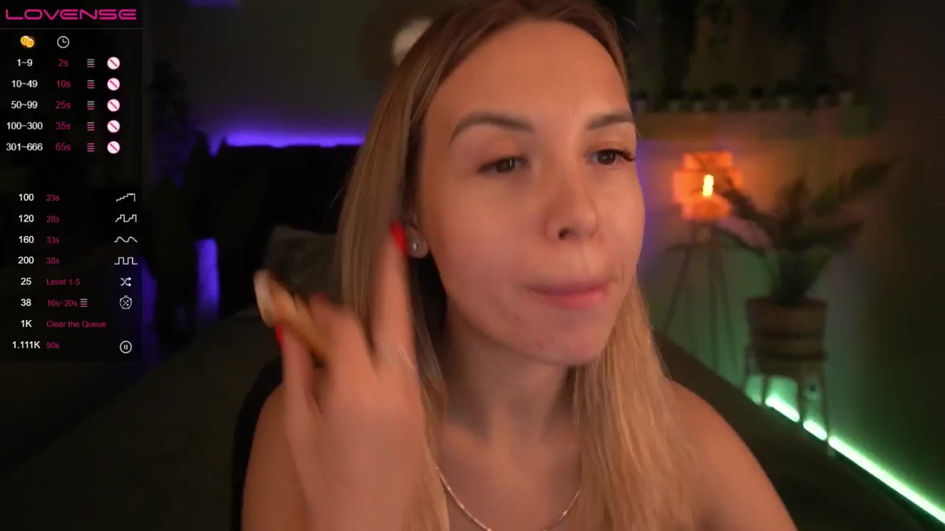 Gallery image thumbnail from Tilli's myfreecams stream on, 05/15/2024, 09:48 image 1 of 20