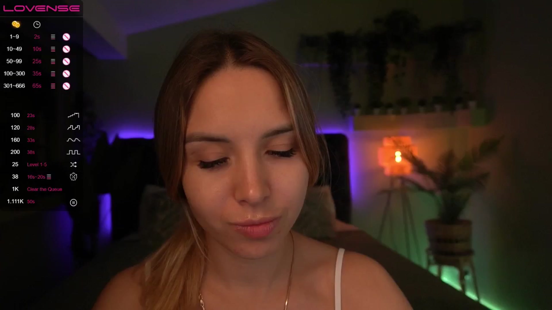 Gallery image thumbnail from Tilli's myfreecams stream on, 05/15/2024, 11:39 image 8 of 20