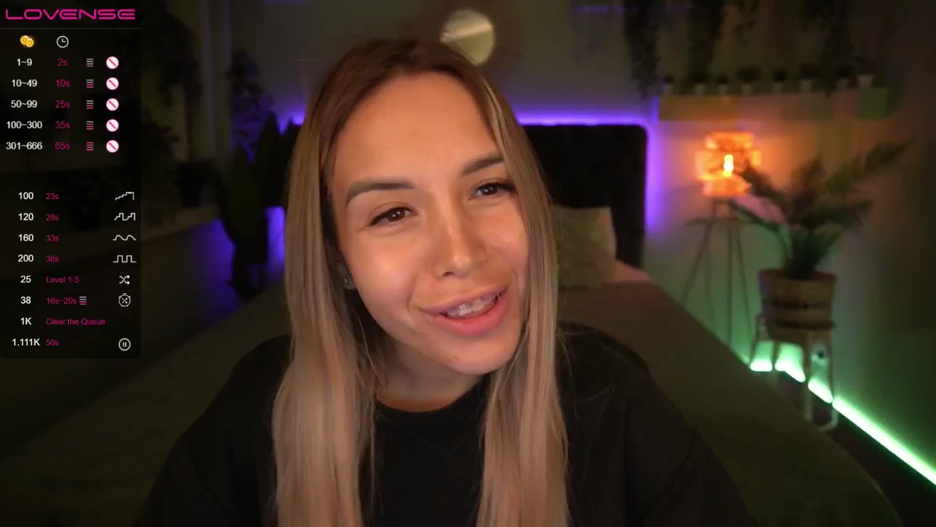 Gallery image thumbnail from Tilli's myfreecams stream on, 05/18/2024, 08:03 image 4 of 20