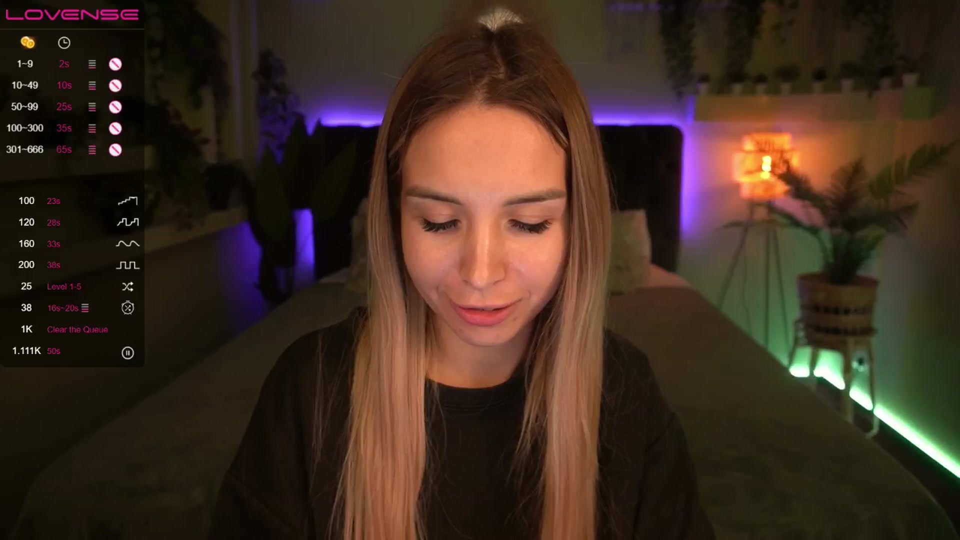 Gallery image thumbnail from Tilli's myfreecams stream on, 05/18/2024, 08:03 image 20 of 20