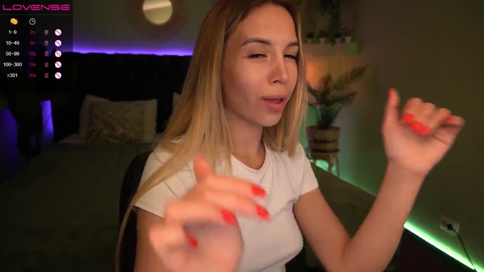 Gallery image thumbnail from Tilli's myfreecams stream on, 05/21/2024, 10:08 image 5 of 20