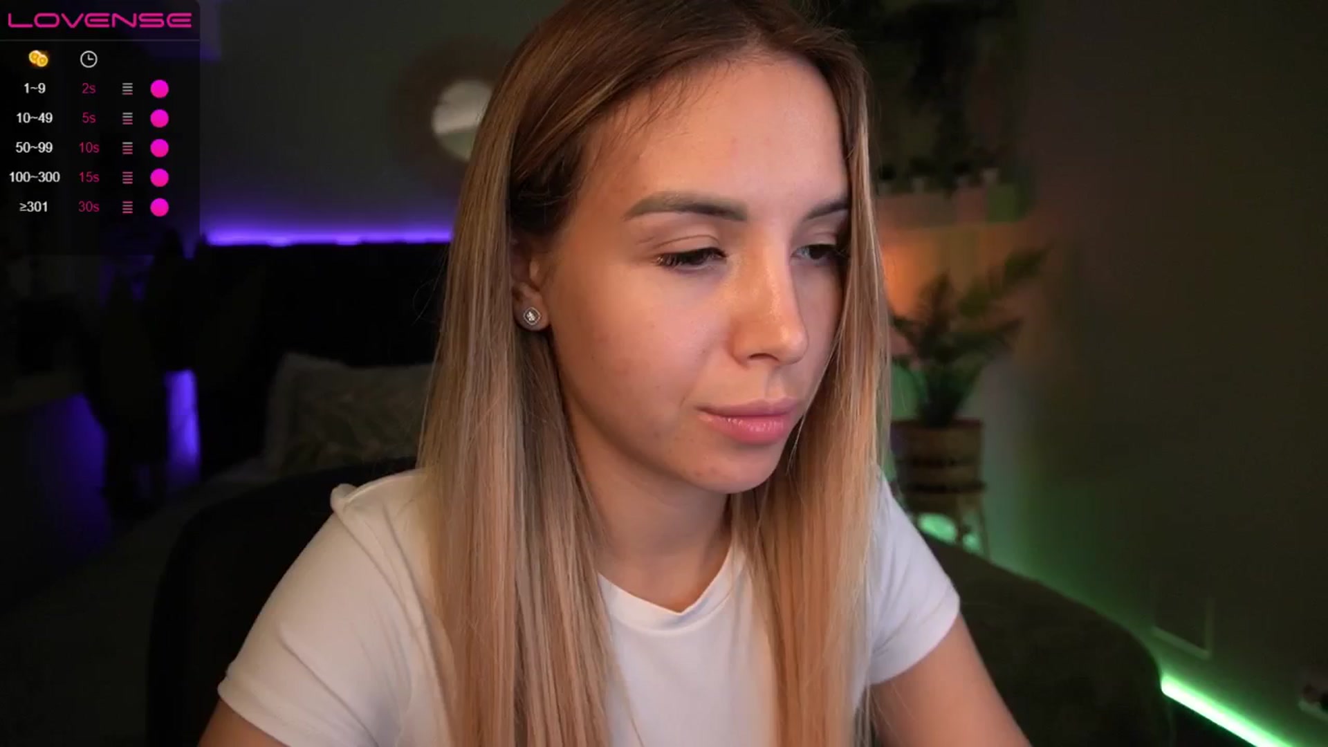 Gallery image thumbnail from Tilli's myfreecams stream on, 05/21/2024, 11:24 image 3 of 20