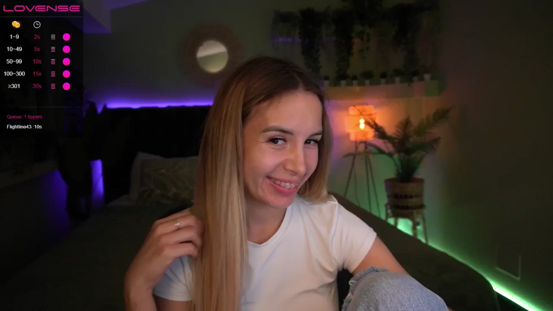 Gallery image thumbnail from Tilli's myfreecams stream on, 05/21/2024, 11:24 image 17 of 20