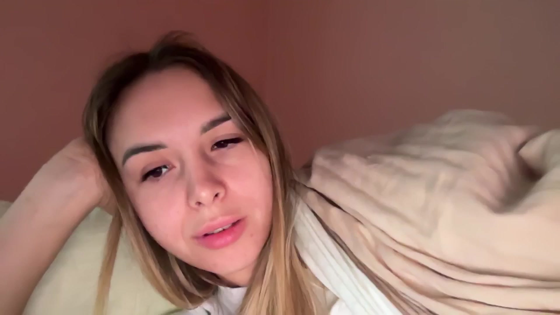 Gallery image thumbnail from Tilli's myfreecams stream on, 05/22/2024, 05:56 image 13 of 20