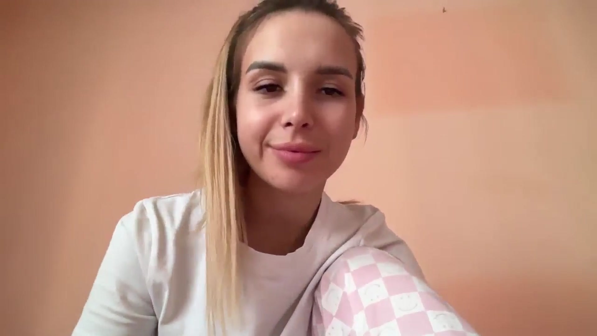 Gallery image thumbnail from Tilli's myfreecams stream on, 05/22/2024, 13:26 image 19 of 20