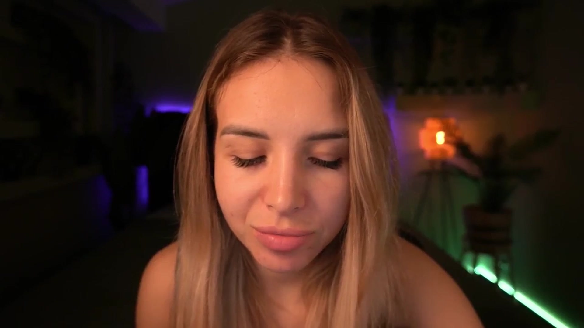 Gallery image thumbnail from Tilli's myfreecams stream on, 05/29/2024, 09:01 image 16 of 20