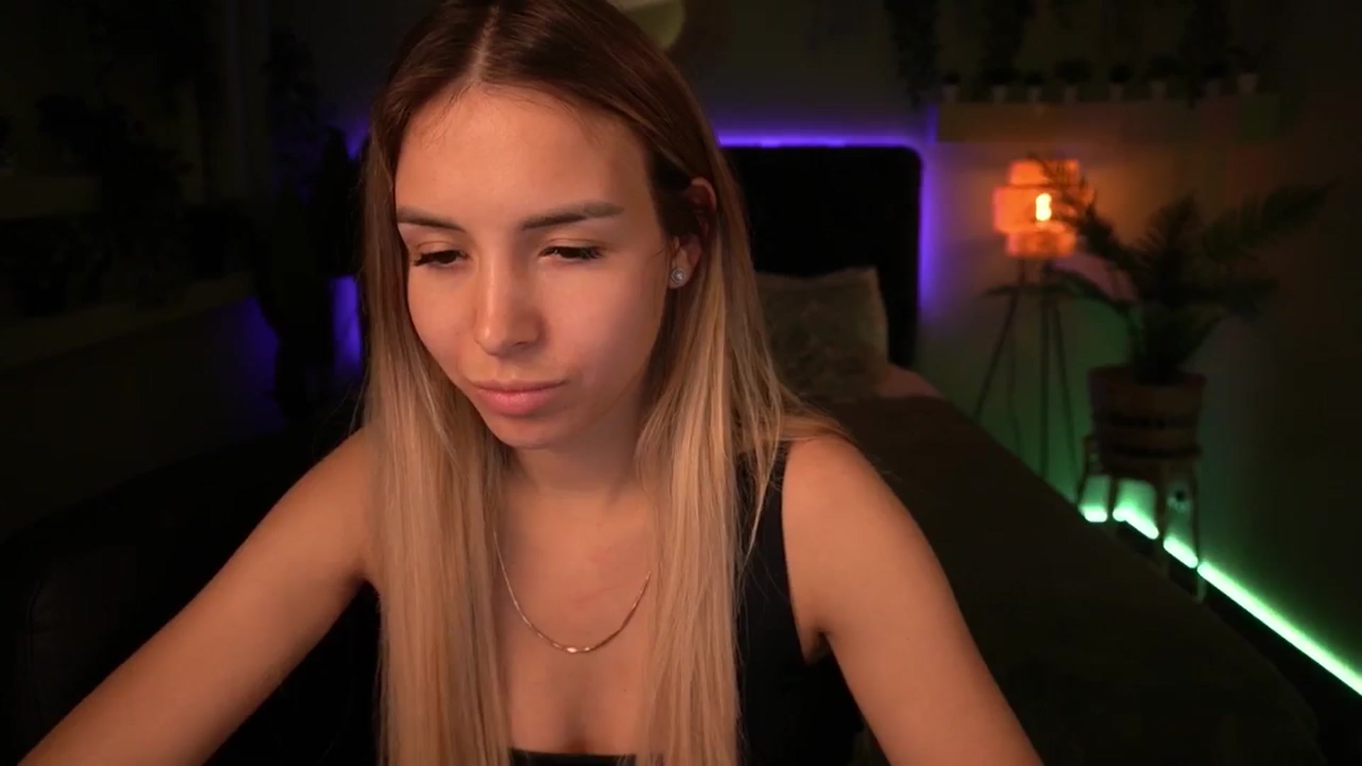 Gallery image thumbnail from Tilli's myfreecams stream on, 05/29/2024, 10:25 image 14 of 20