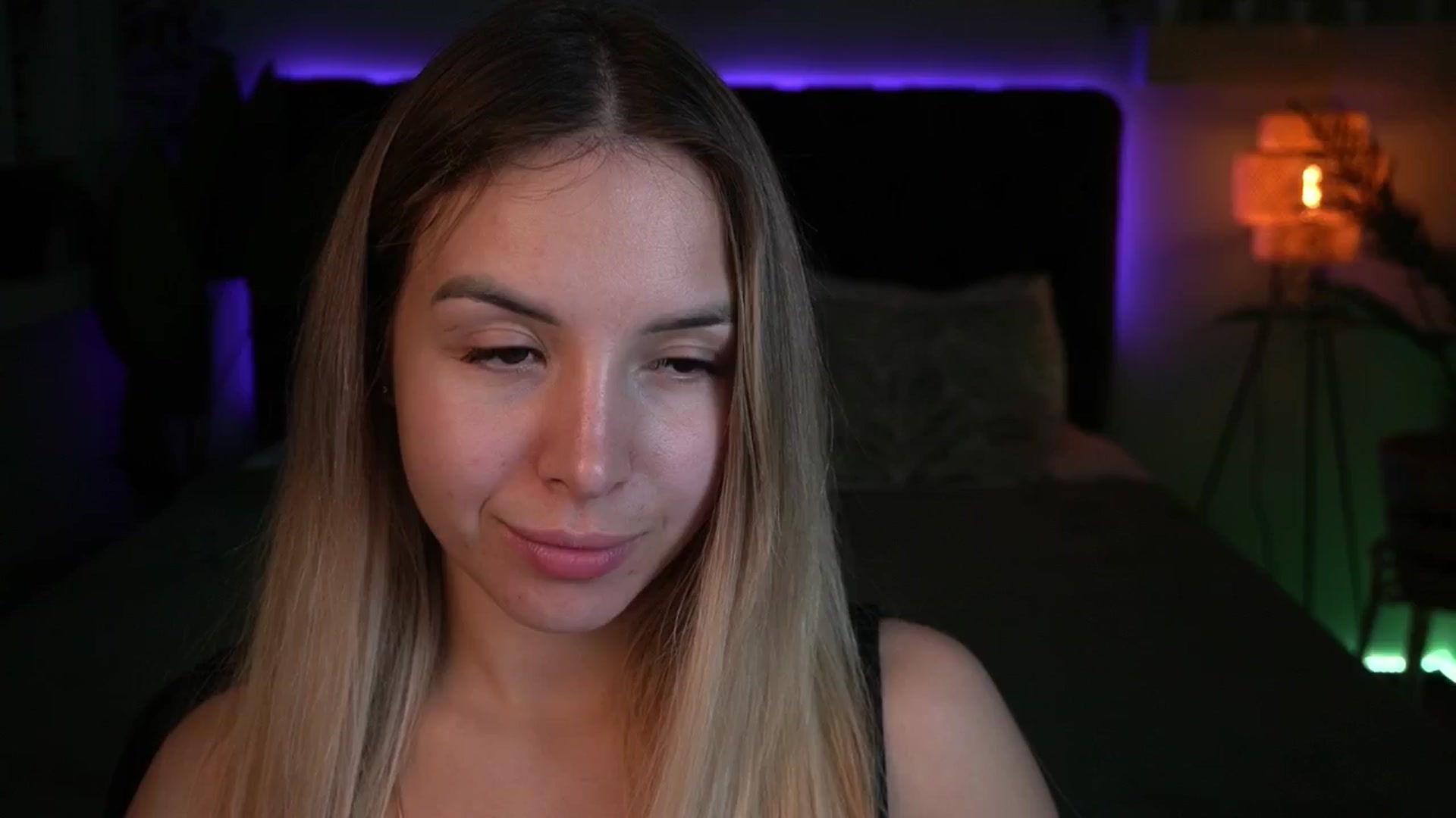 Gallery image thumbnail from Tilli's myfreecams stream on, 05/29/2024, 12:41 image 20 of 20