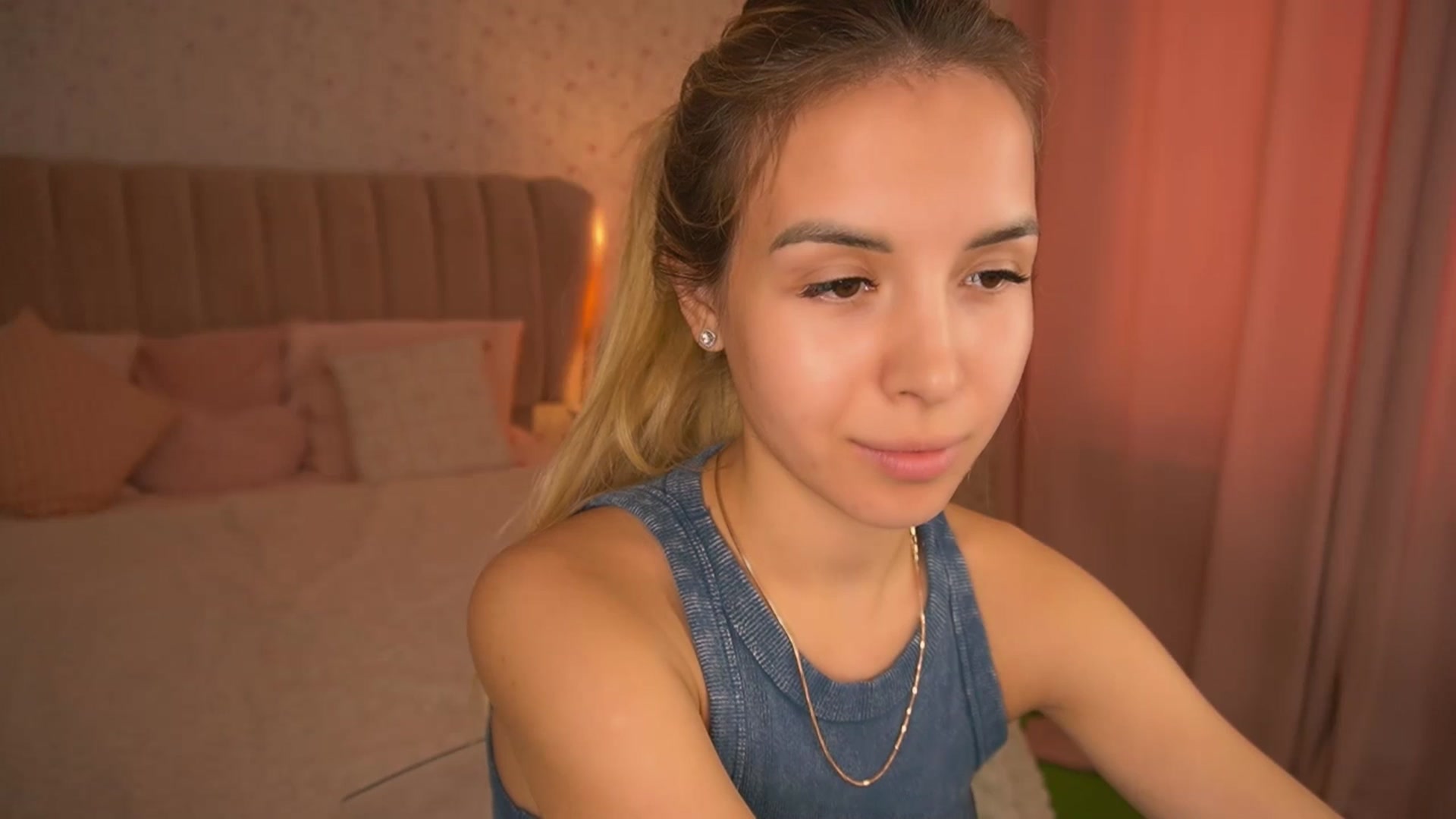 Gallery image thumbnail from Tilli's myfreecams stream on, 05/30/2024, 13:16 image 15 of 20
