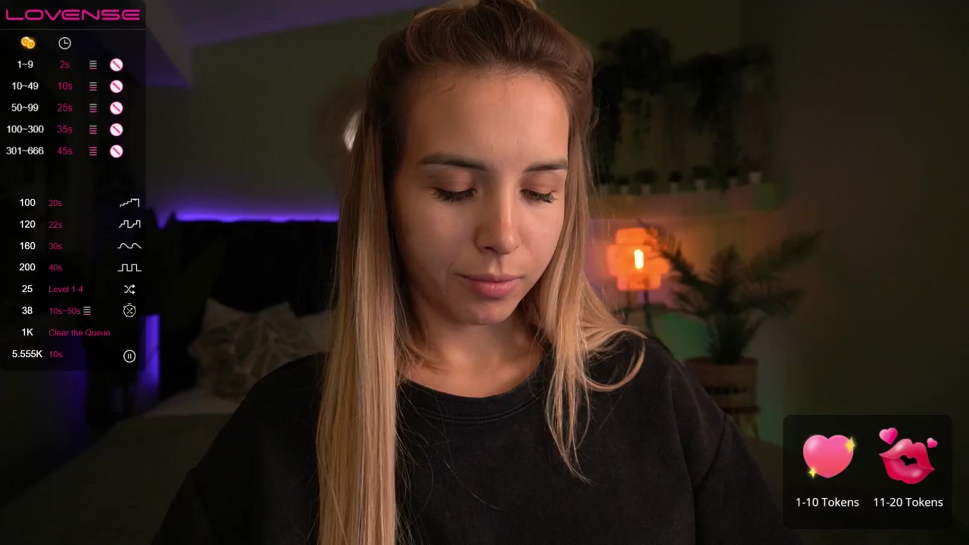 Gallery image thumbnail from Tilli's myfreecams stream on, 06/10/2024, 10:54 image 1 of 20