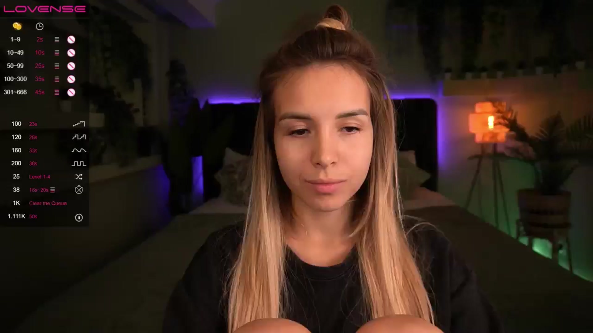Gallery image thumbnail from Tilli's myfreecams stream on, 06/10/2024, 12:22 image 11 of 20