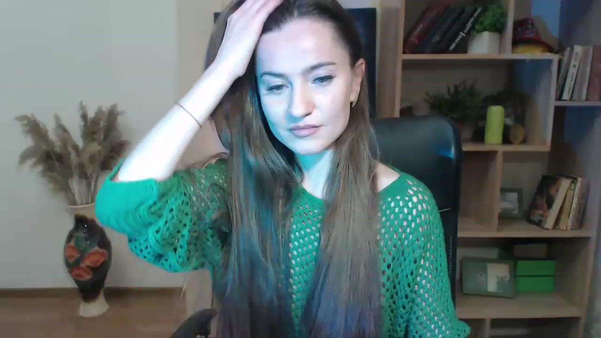 Gallery image thumbnail from Tilly_Casti's myfreecams stream on, 02/05/2023, 12:13 image 16 of 20