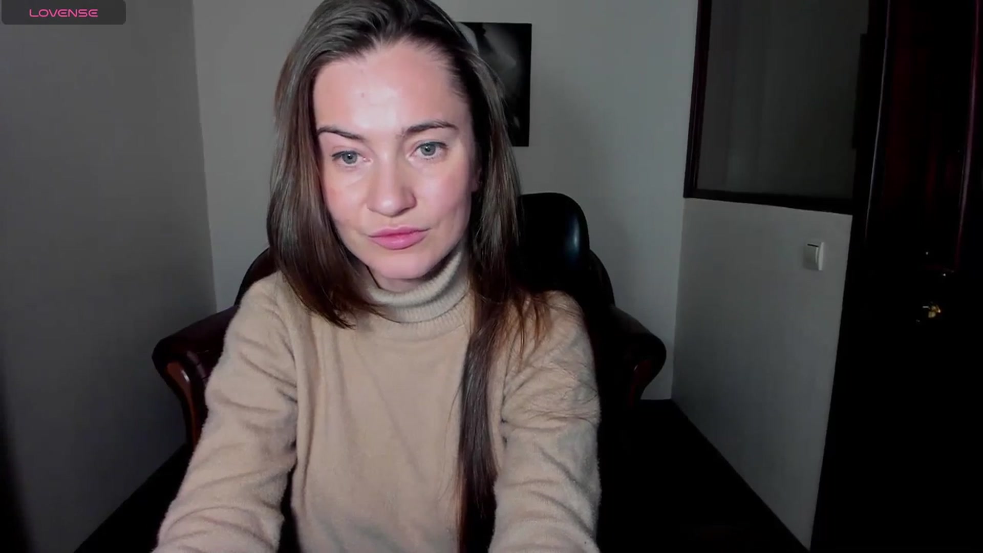 Gallery image thumbnail from Tilly_Casti's myfreecams stream on, 02/21/2024, 13:03 image 7 of 20