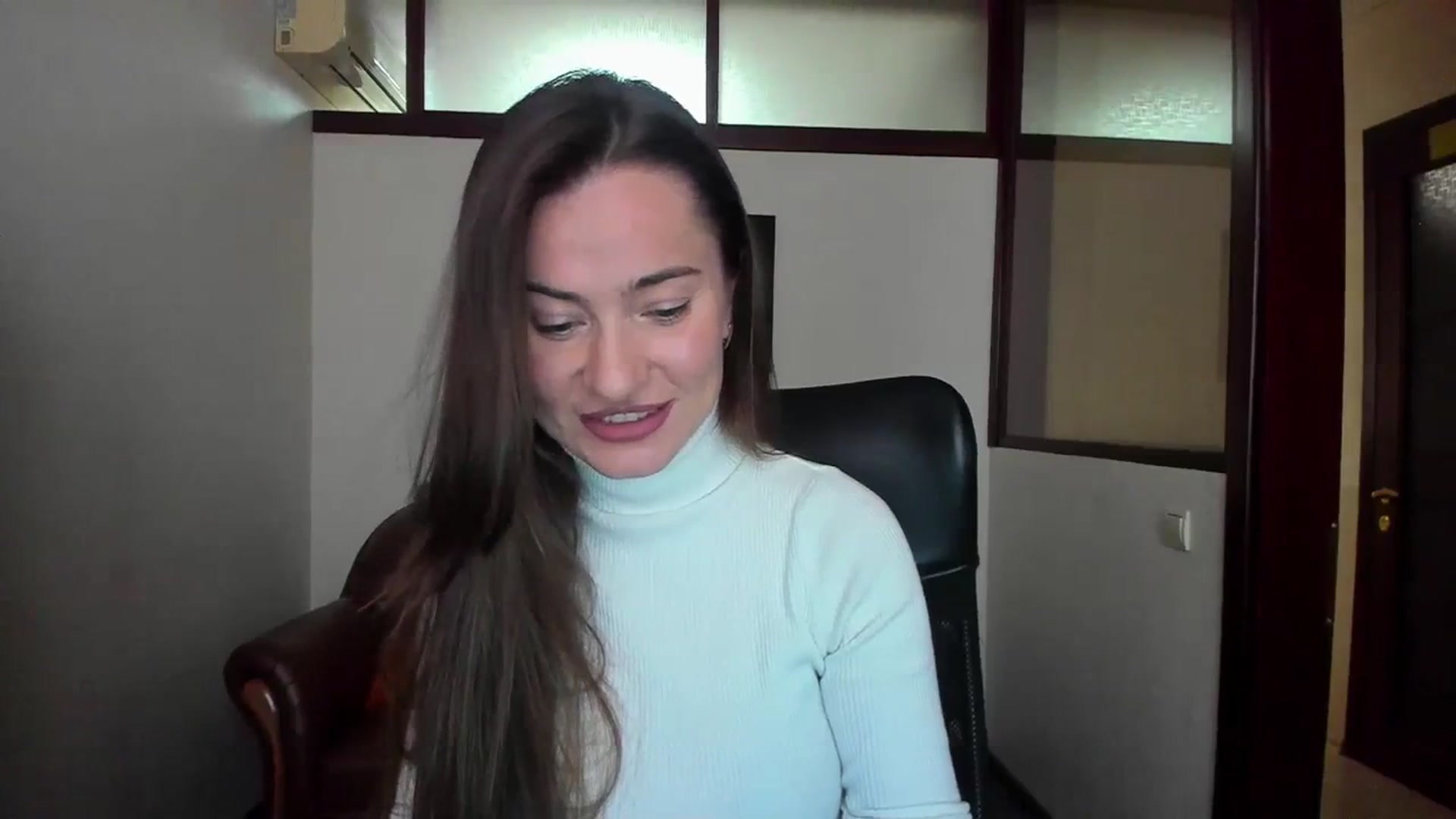 Gallery image thumbnail from Tilly_Casti's myfreecams stream on, 02/22/2024, 14:05 image 13 of 20