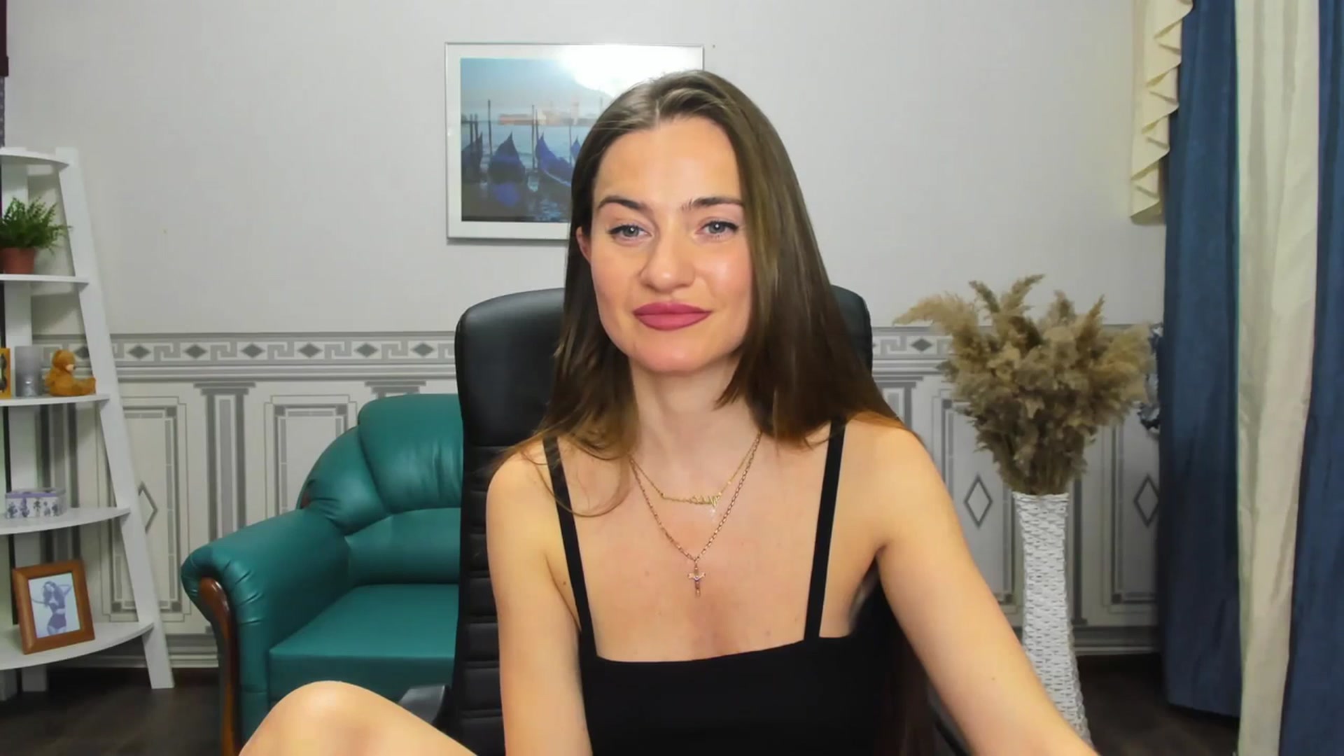 Gallery image thumbnail from Tilly_Casti's myfreecams stream on, 03/02/2024, 16:12 image 4 of 20