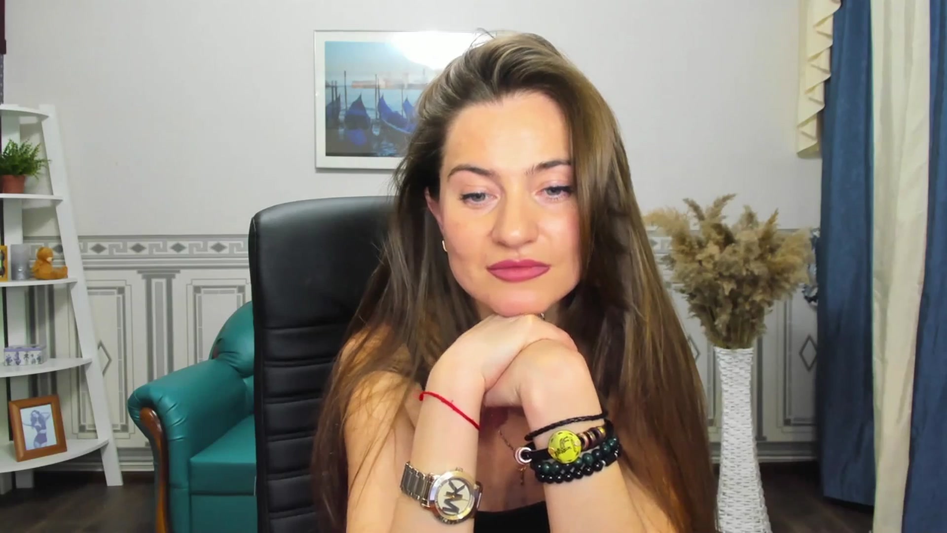 Gallery image thumbnail from Tilly_Casti's myfreecams stream on, 03/02/2024, 16:12 image 15 of 20