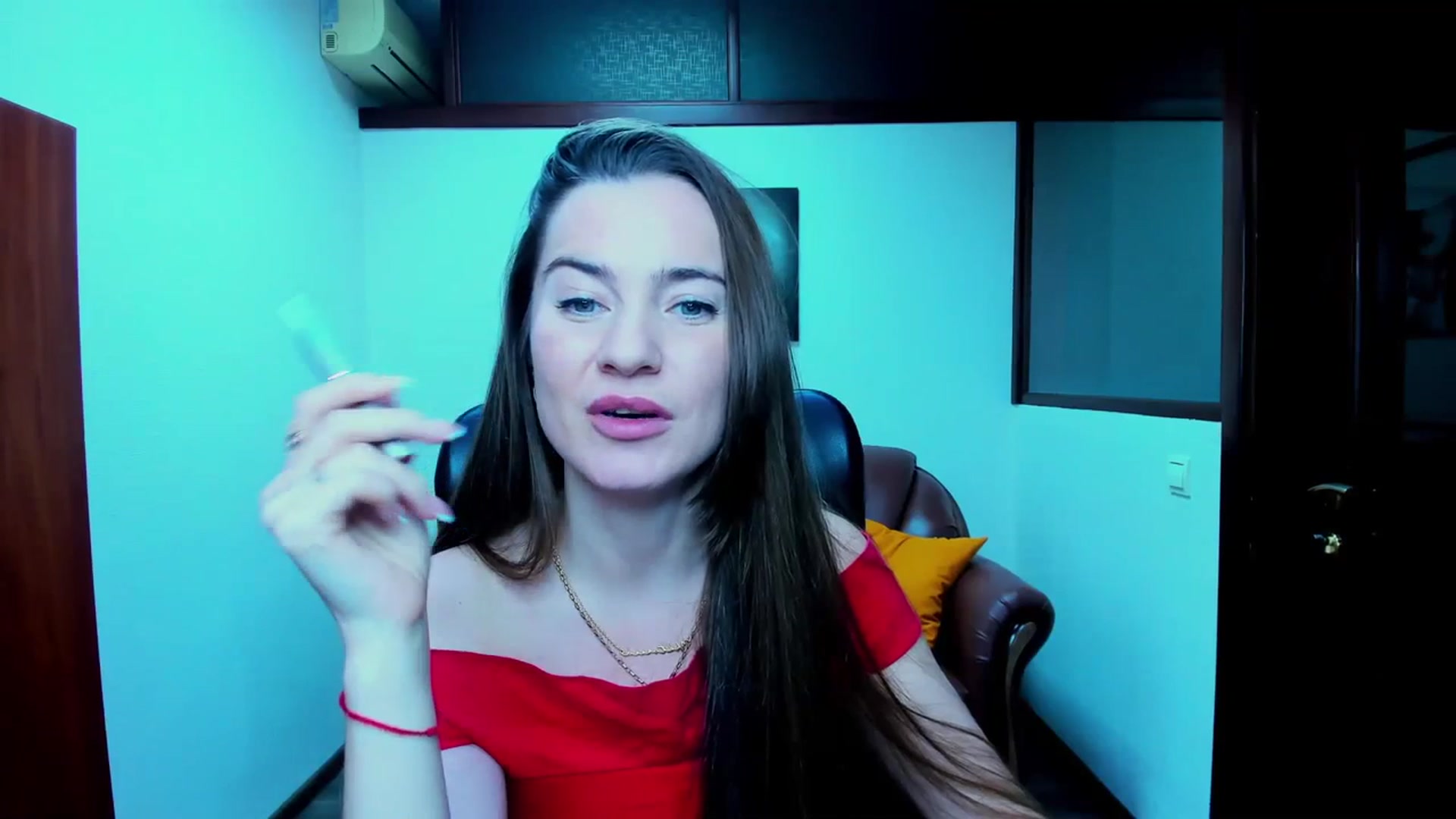 Gallery image thumbnail from Tilly_Casti's myfreecams stream on, 03/03/2024, 16:26 image 5 of 20