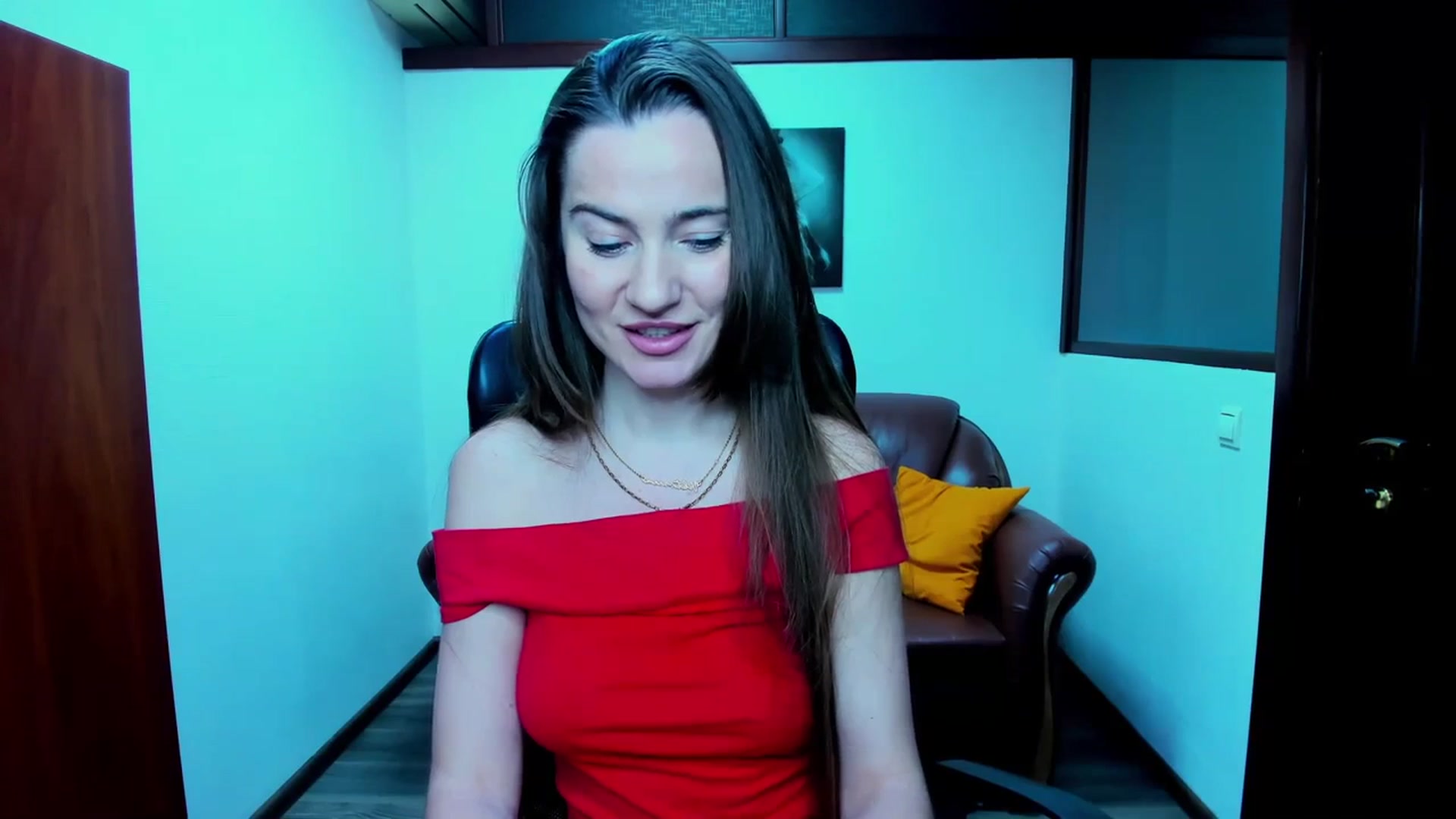 Gallery image thumbnail from Tilly_Casti's myfreecams stream on, 03/03/2024, 16:26 image 14 of 20