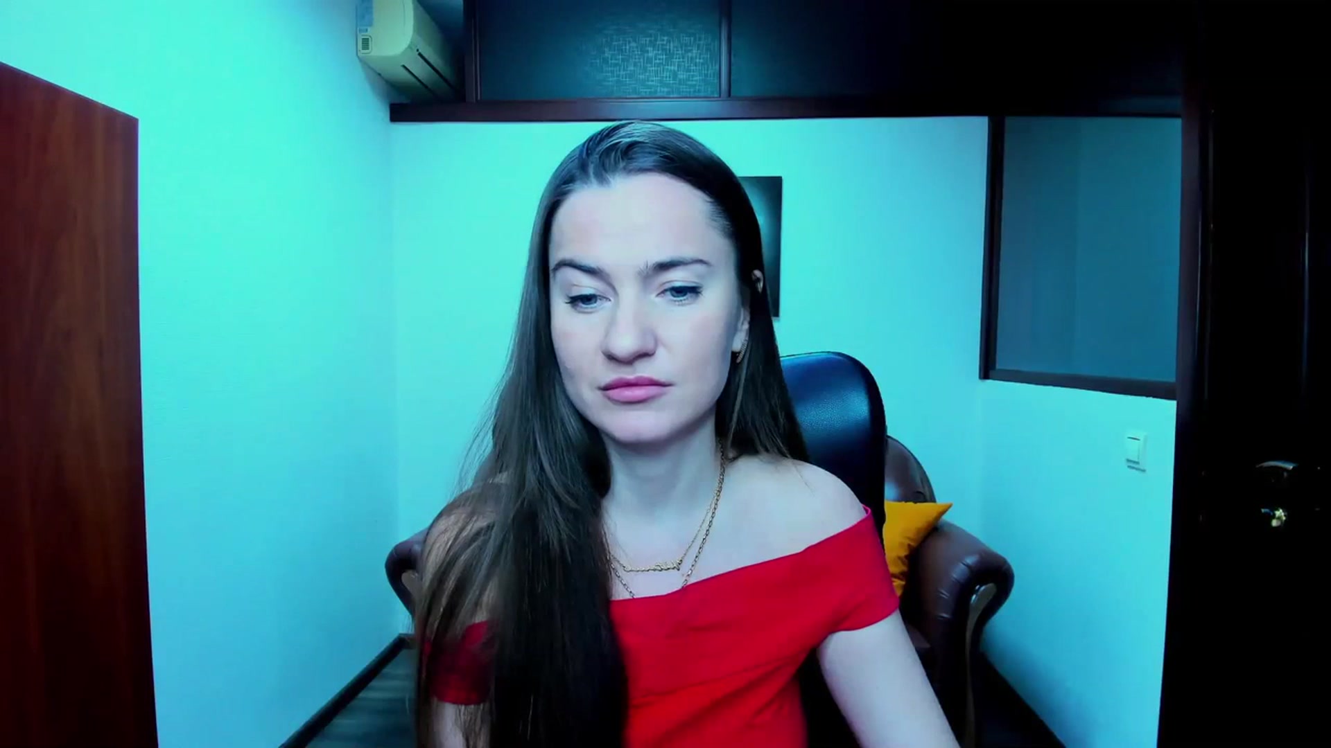 Gallery image thumbnail from Tilly_Casti's myfreecams stream on, 03/03/2024, 17:33 image 2 of 20