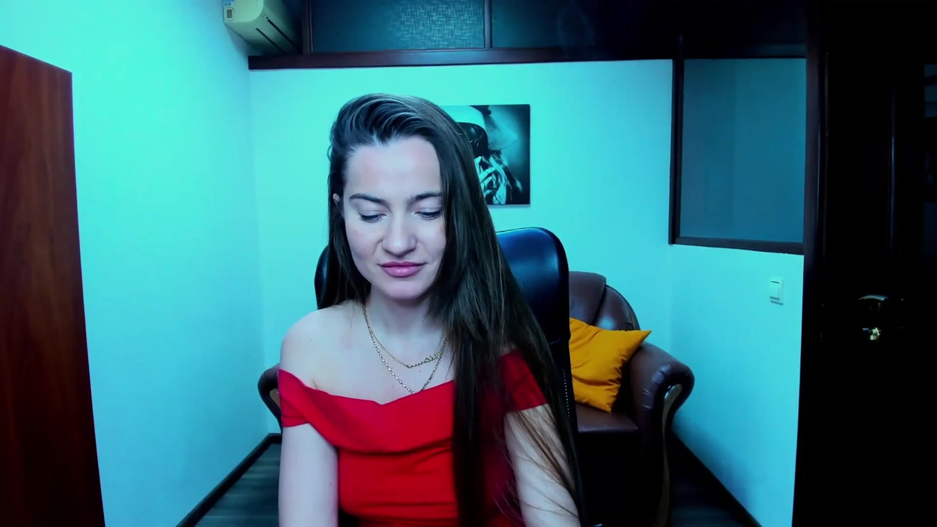 Gallery image thumbnail from Tilly_Casti's myfreecams stream on, 03/03/2024, 17:33 image 18 of 20