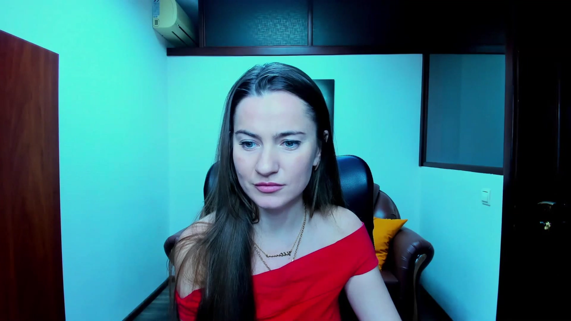 Gallery image thumbnail from Tilly_Casti's myfreecams stream on, 03/03/2024, 17:33 image 5 of 20