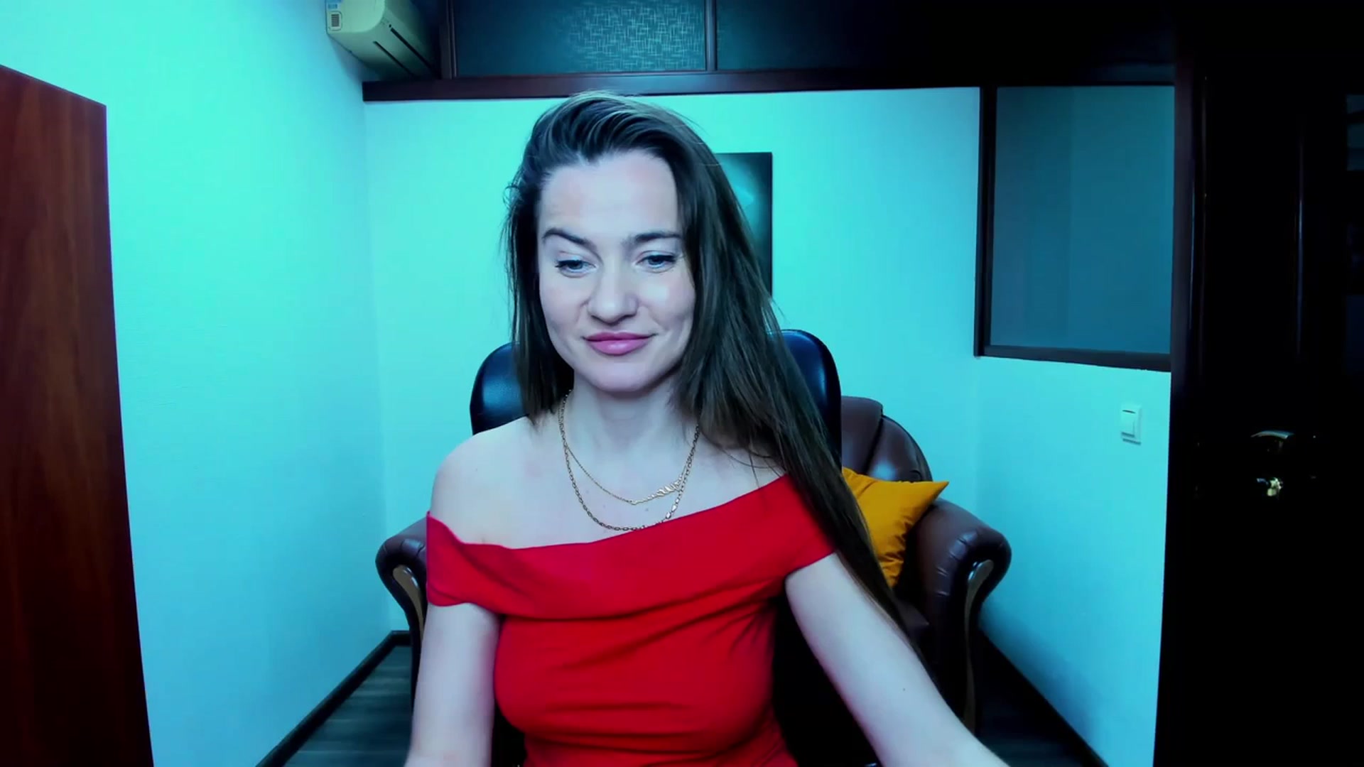 Gallery image thumbnail from Tilly_Casti's myfreecams stream on, 03/03/2024, 17:33 image 17 of 20