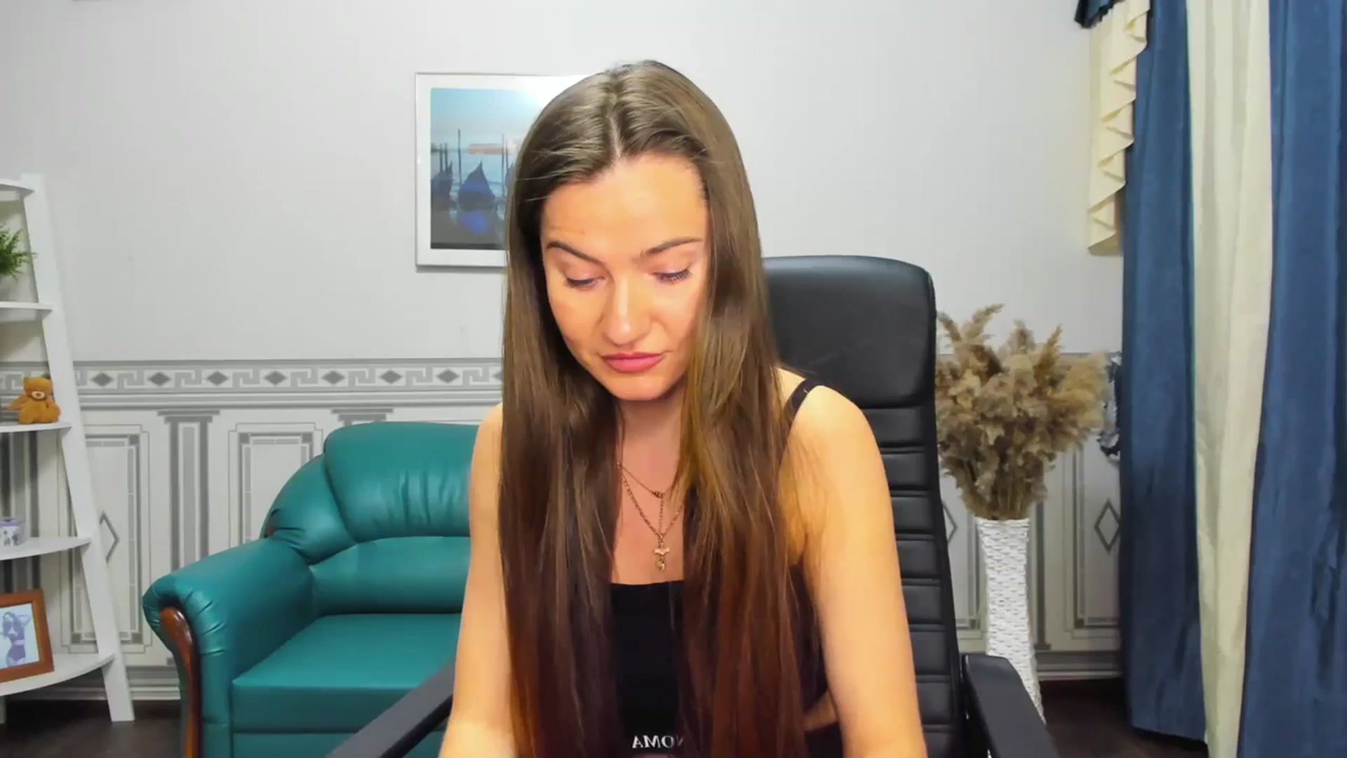 Gallery image thumbnail from Tilly_Casti's myfreecams stream on, 03/06/2024, 18:09 image 16 of 20