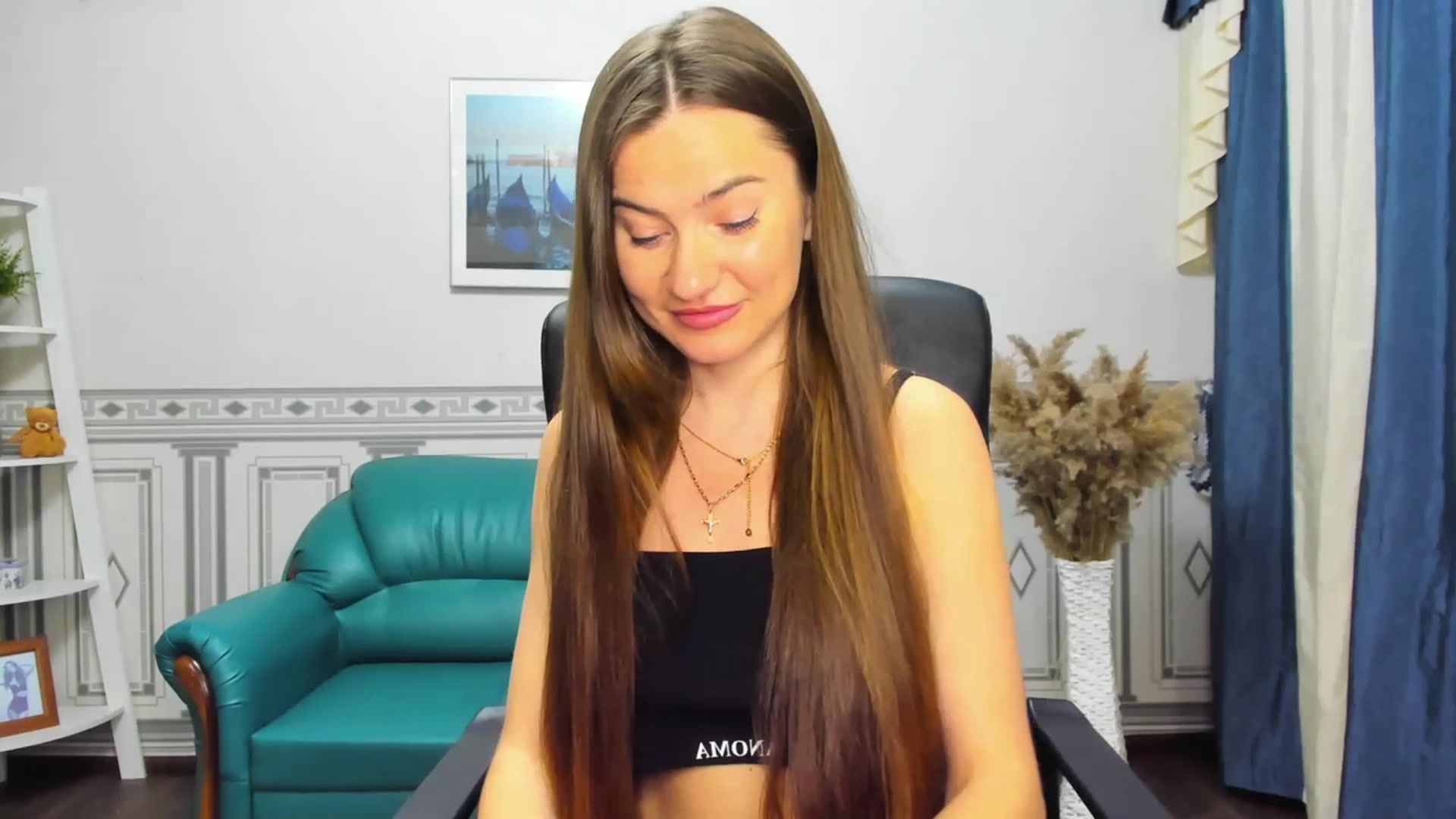 Gallery image thumbnail from Tilly_Casti's myfreecams stream on, 03/06/2024, 18:09 image 5 of 20