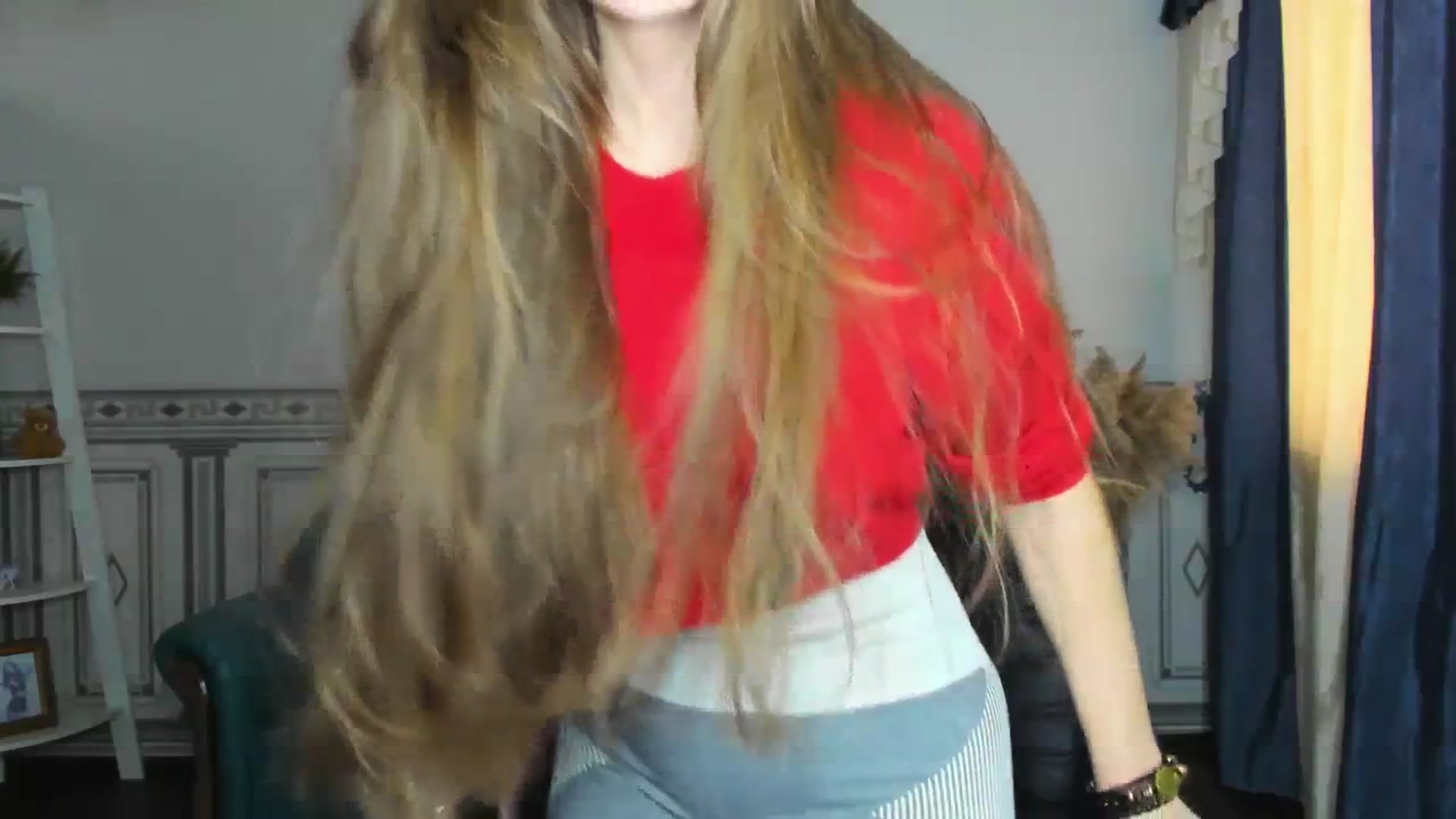Gallery image thumbnail from Tilly_Casti's myfreecams stream on, 03/07/2024, 11:09 image 12 of 20