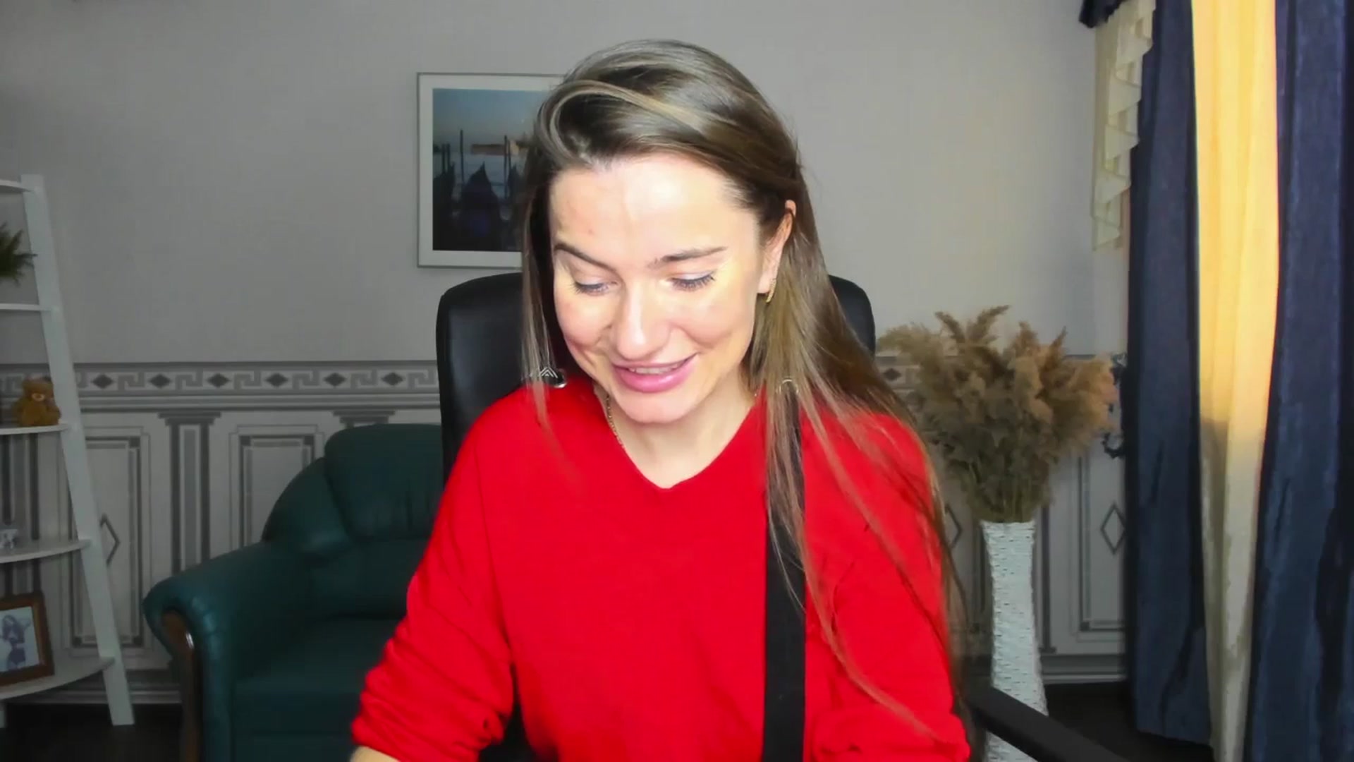 Gallery image thumbnail from Tilly_Casti's myfreecams stream on, 03/07/2024, 11:09 image 15 of 20