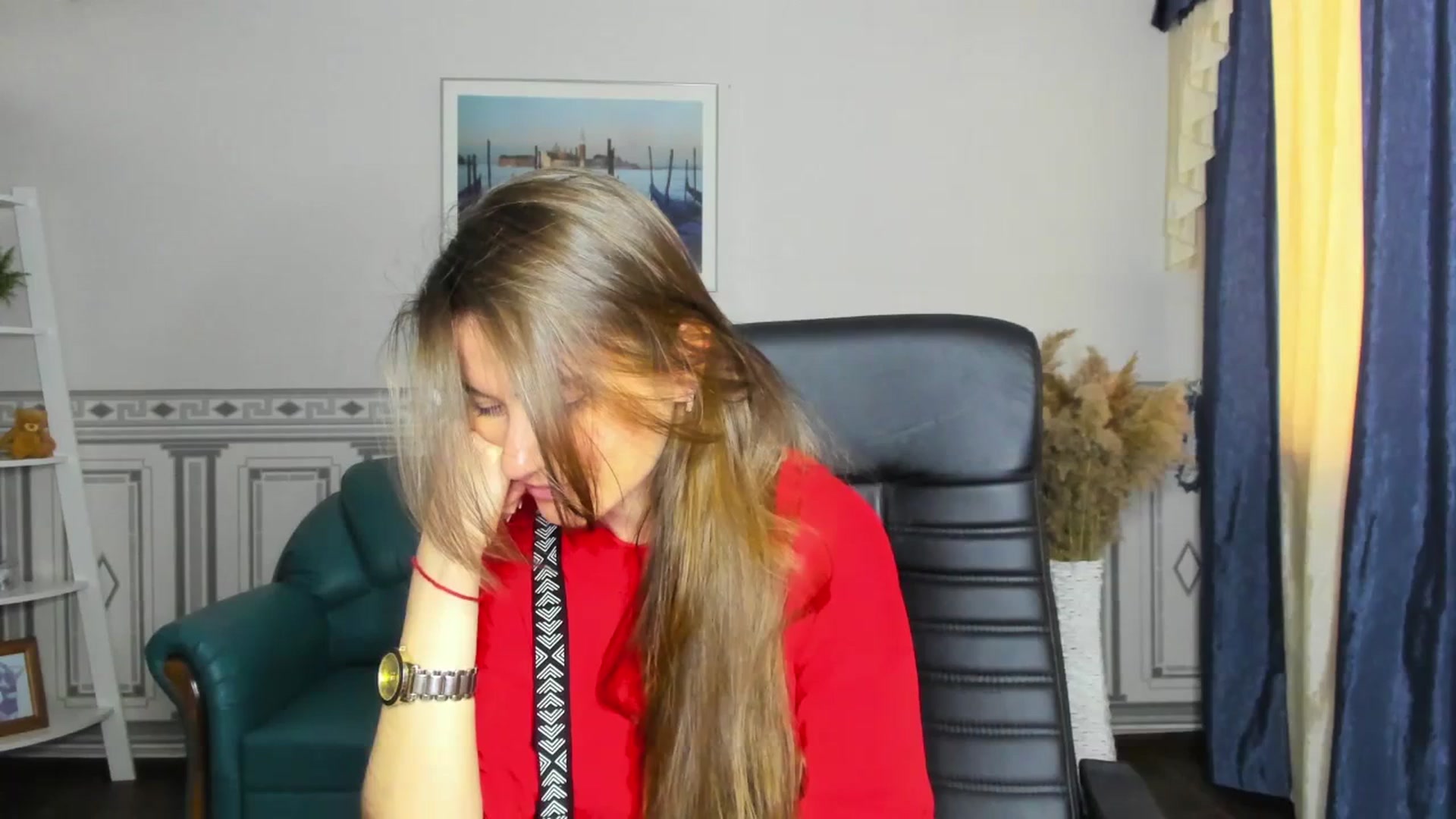 Gallery image thumbnail from Tilly_Casti's myfreecams stream on, 03/07/2024, 11:32 image 6 of 20